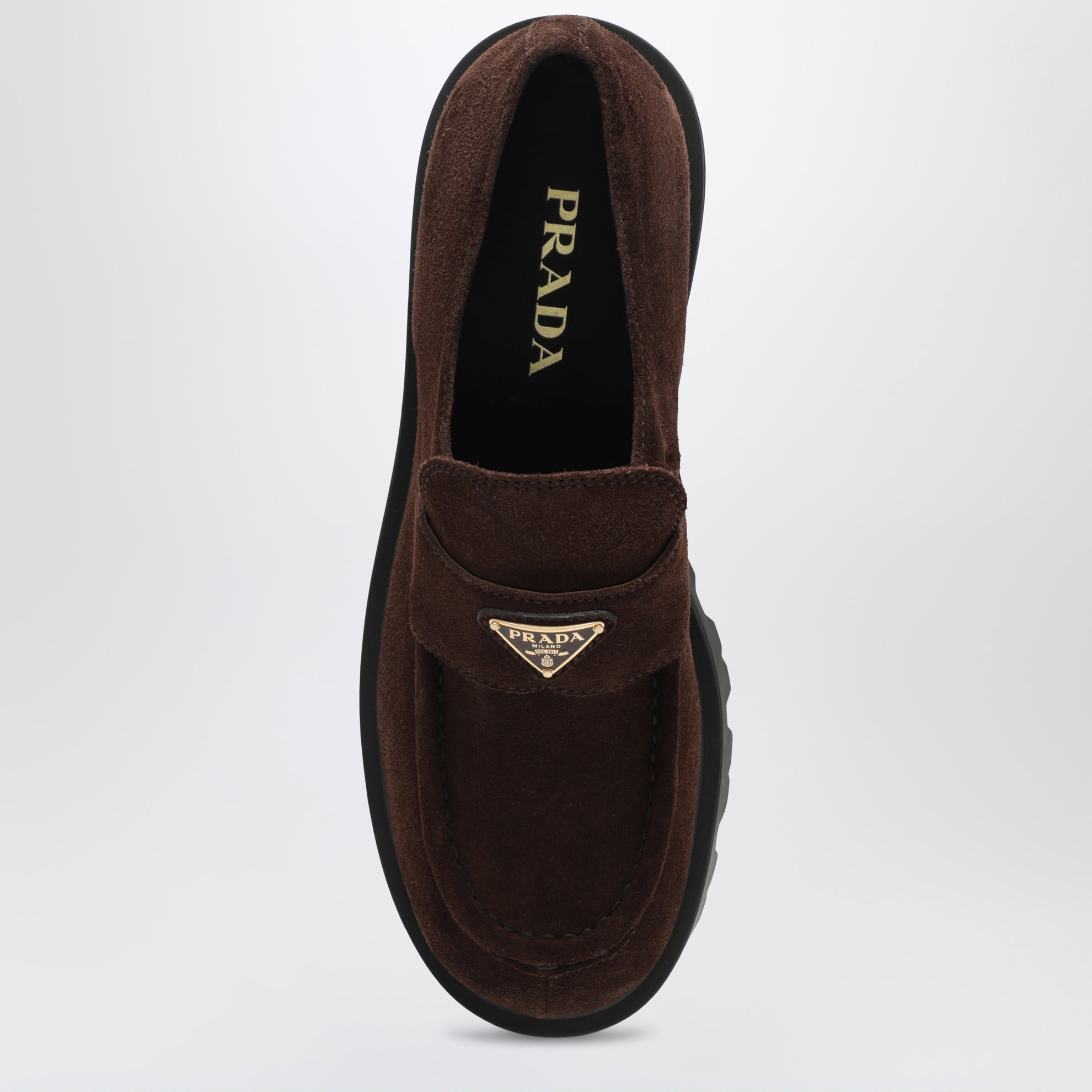Mocassins en daim marron foncé