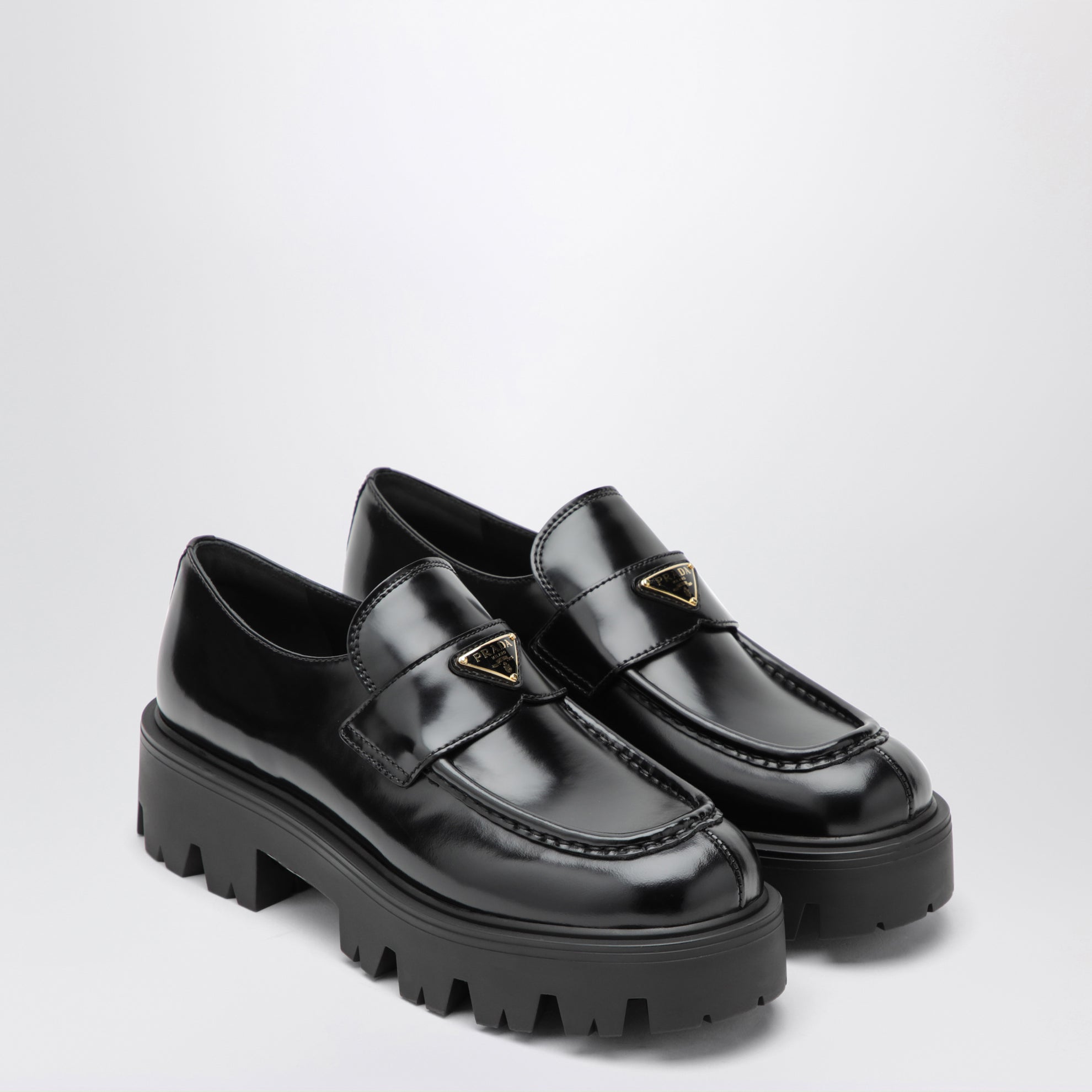 Mocassino nero in pelle spazzolata