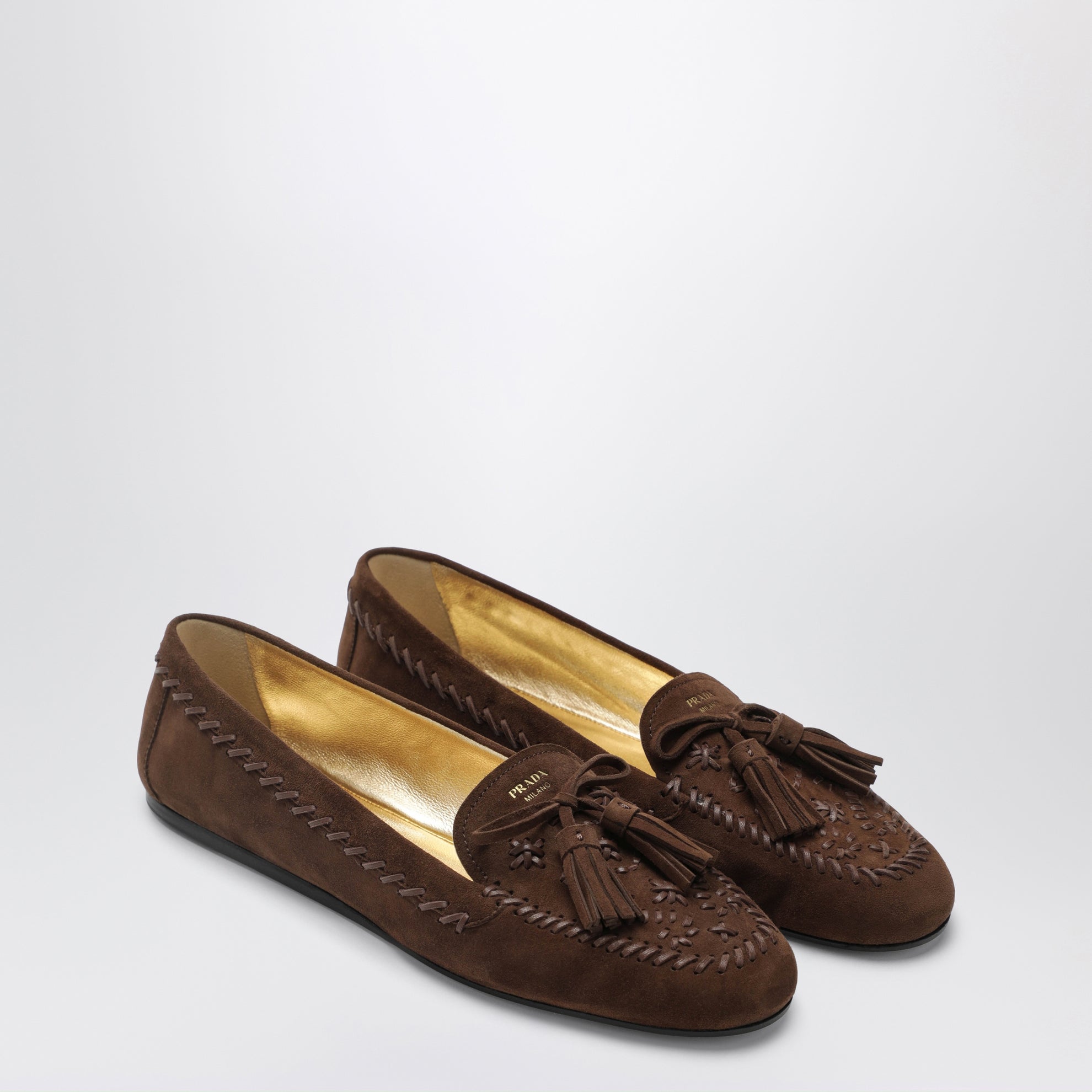 Mocassino in suede Cacao con ricami e nappine