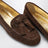 Mocassino in suede Cacao con ricami e nappine