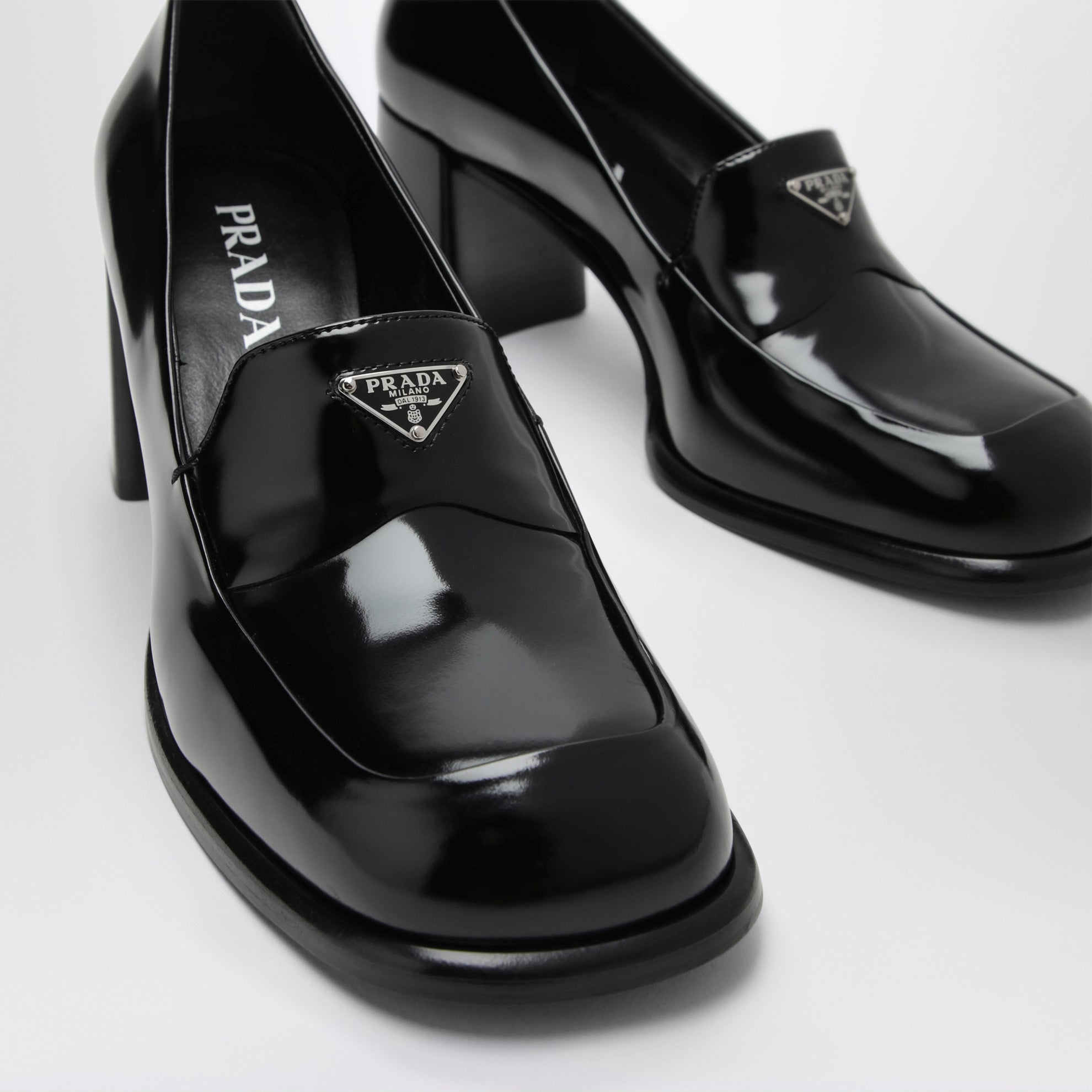 Black brushed leather heeled loafers