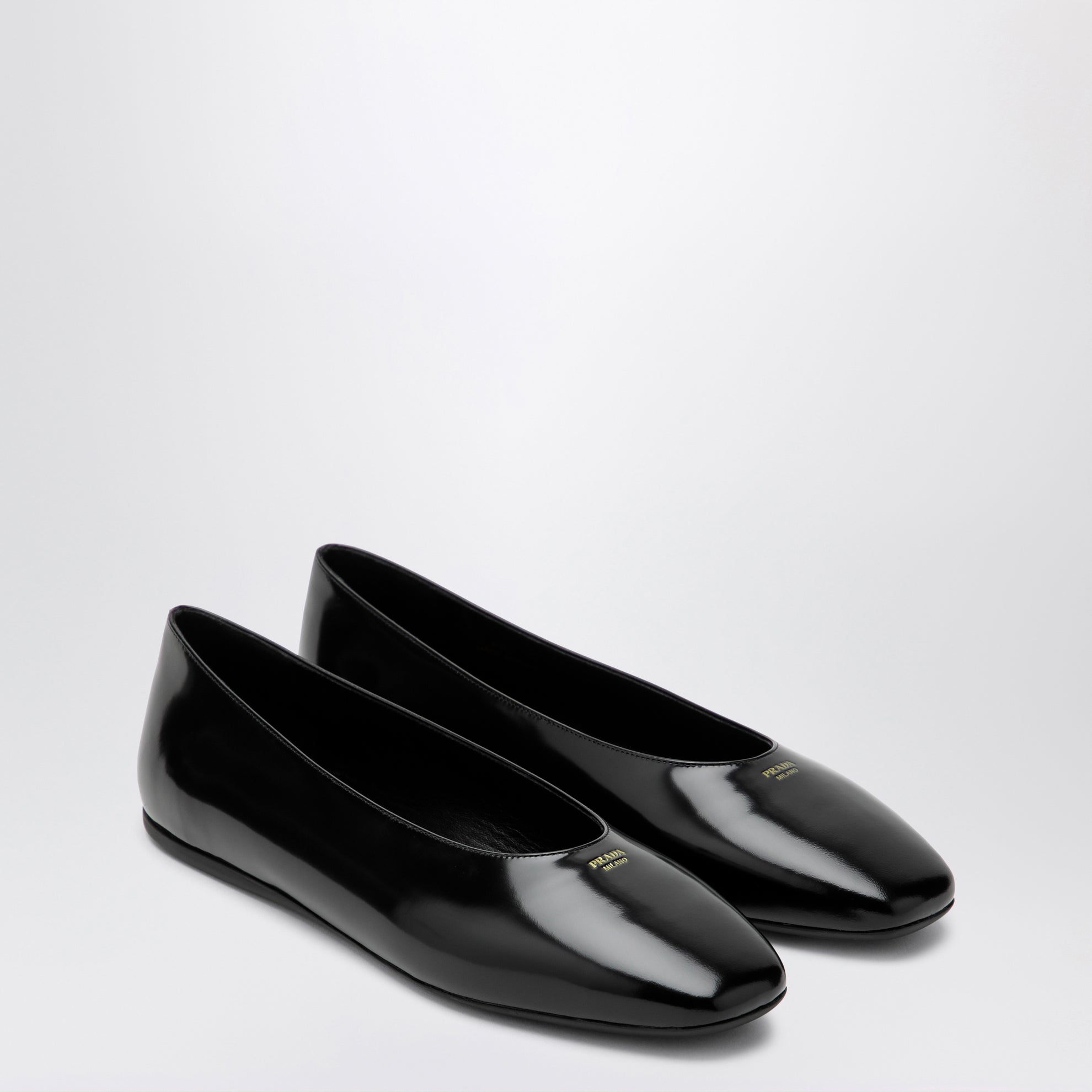Ballerines noires en cuir brossé