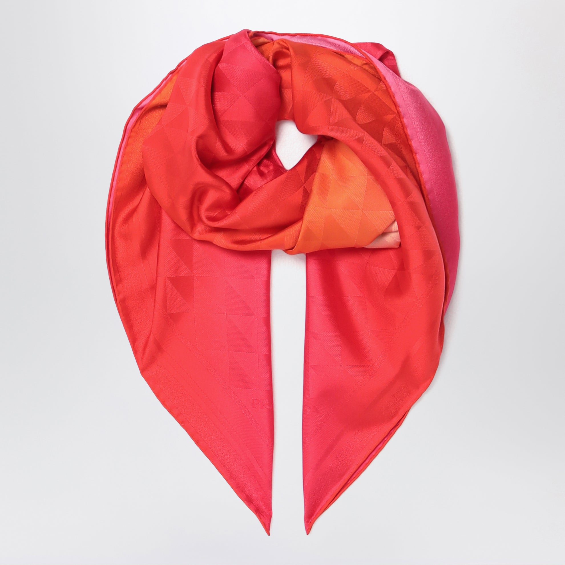 Fuchsia printed foulard in twill