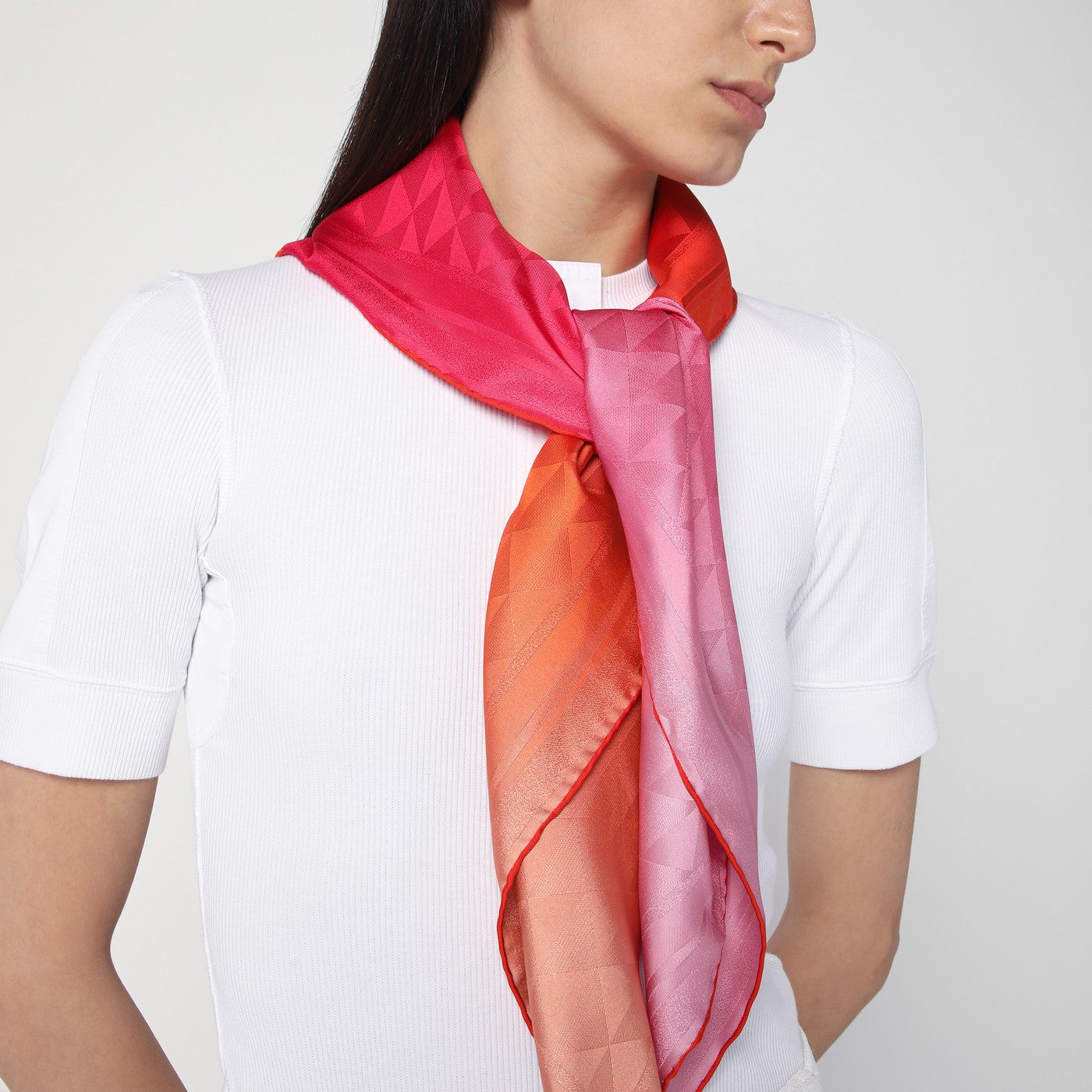 Fuchsia printed foulard in twill