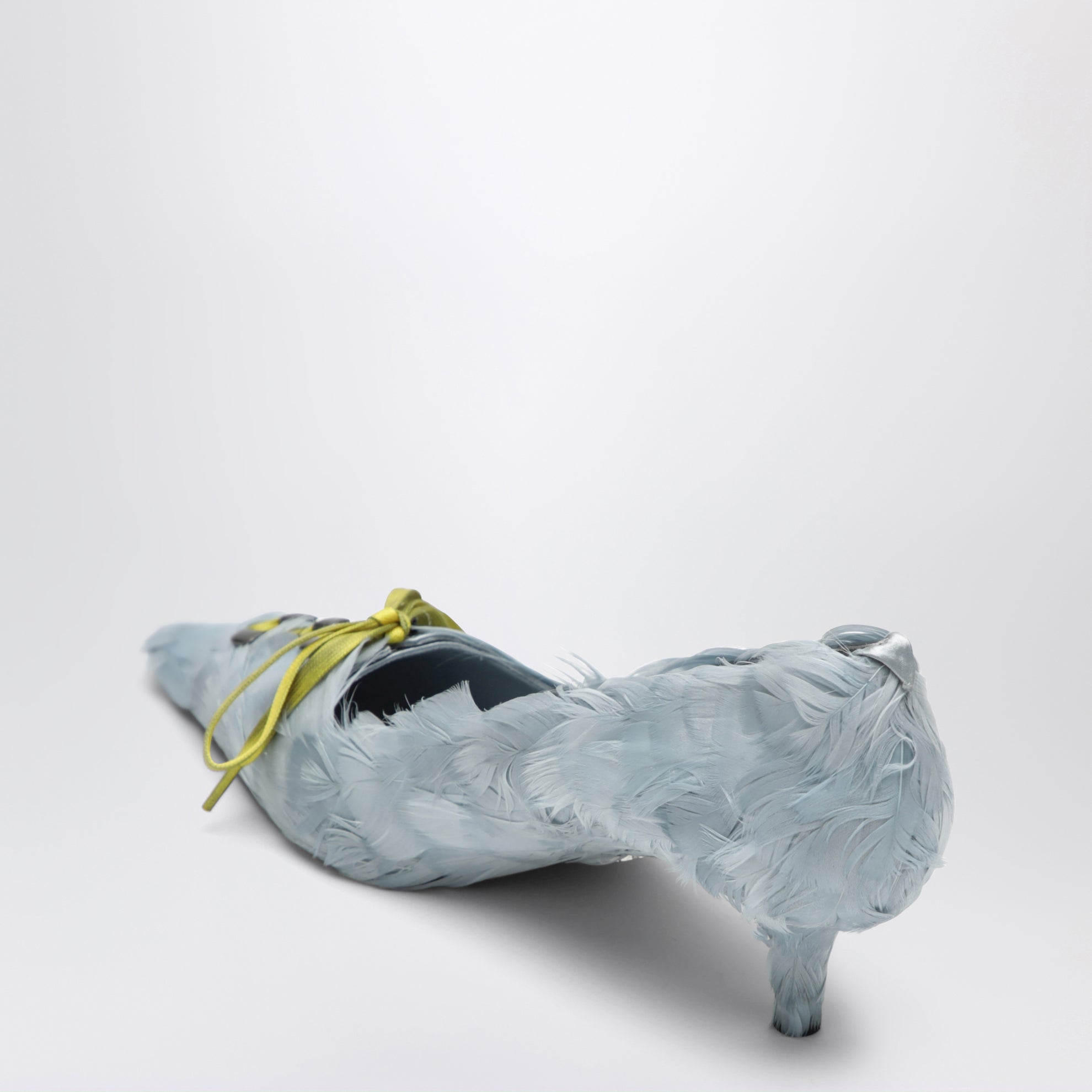 Astro satin pumps decorated with feathers