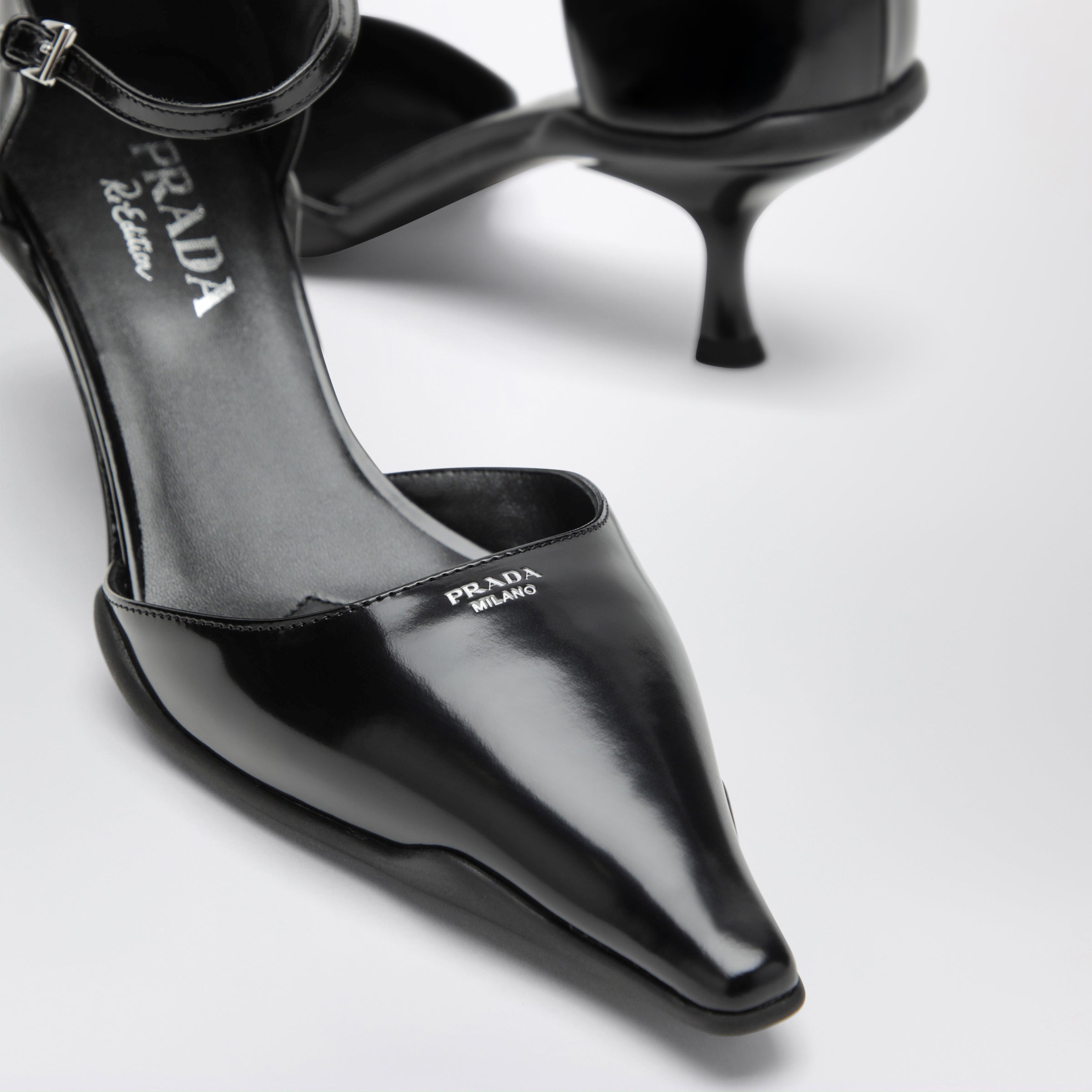 PRADAパンプス Prada Black brushed leather side-open pumps | TheDoubleF