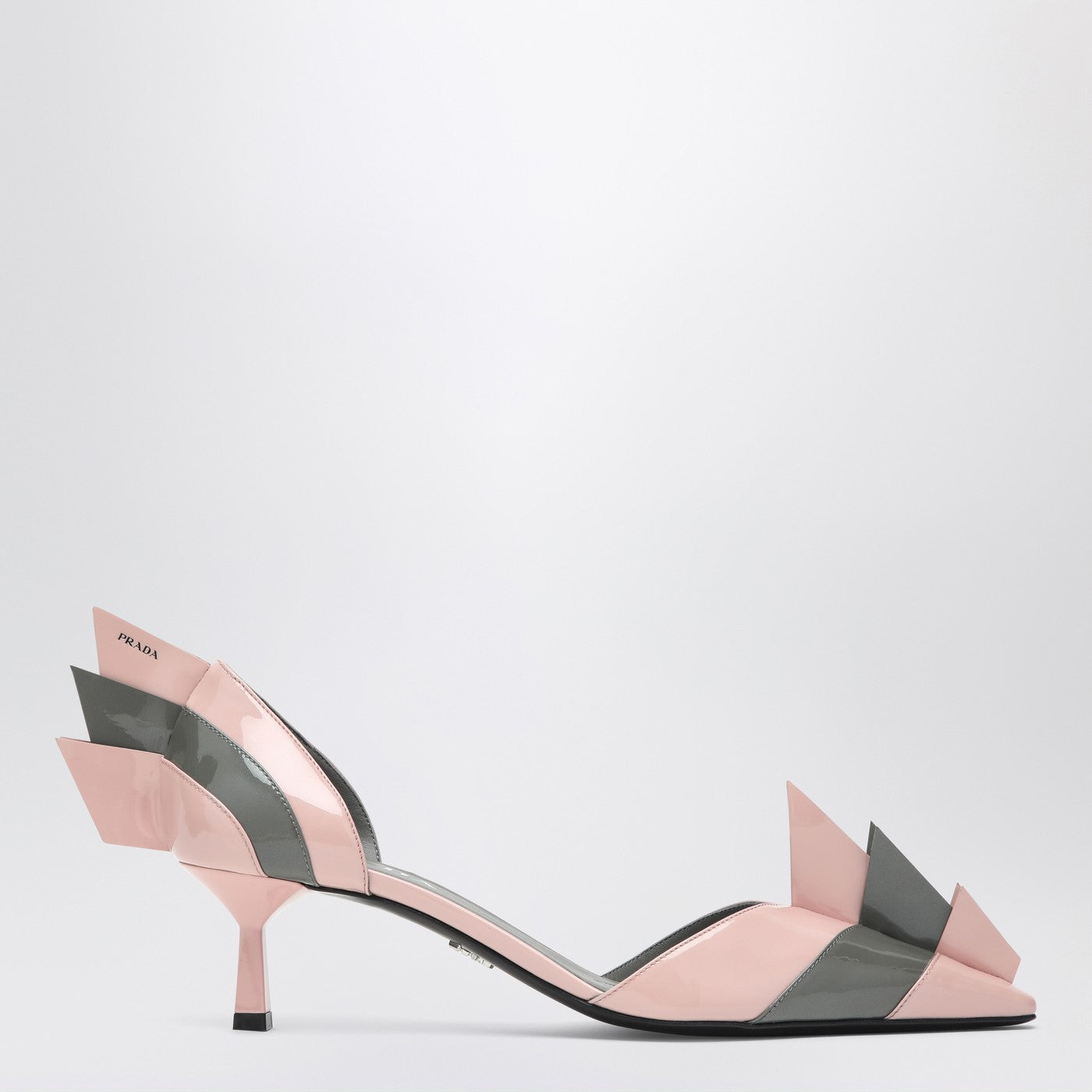 Patent leather pumps in Orchid/Steel
