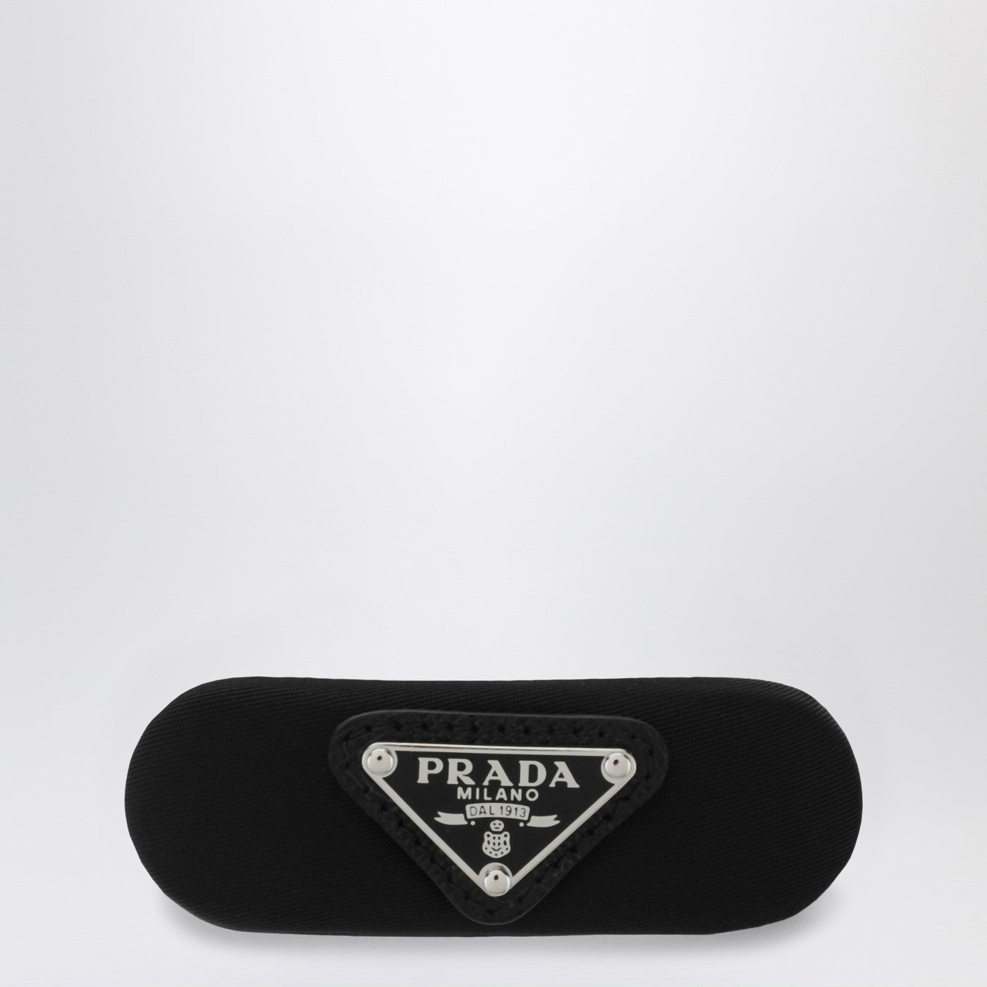 Fermaglio nero in Re-Nylon