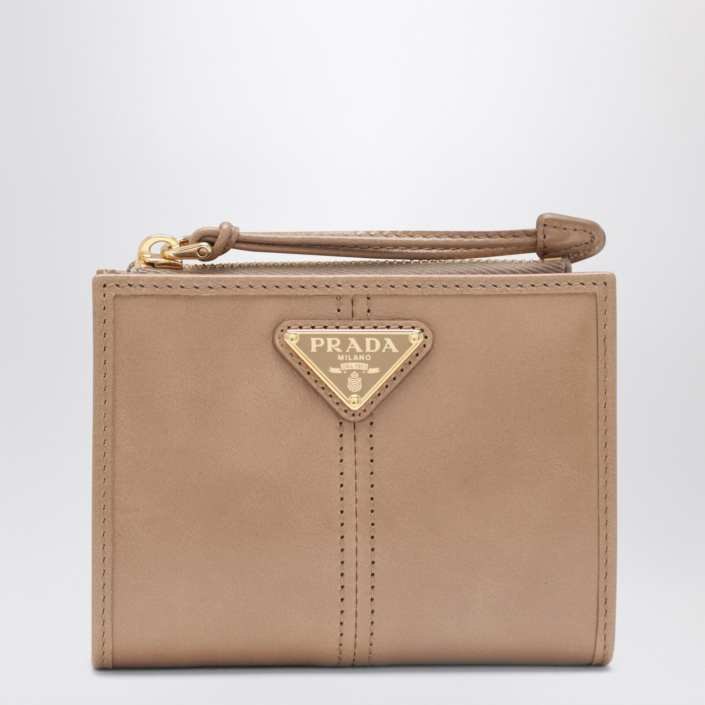 Small light pink leather wallet