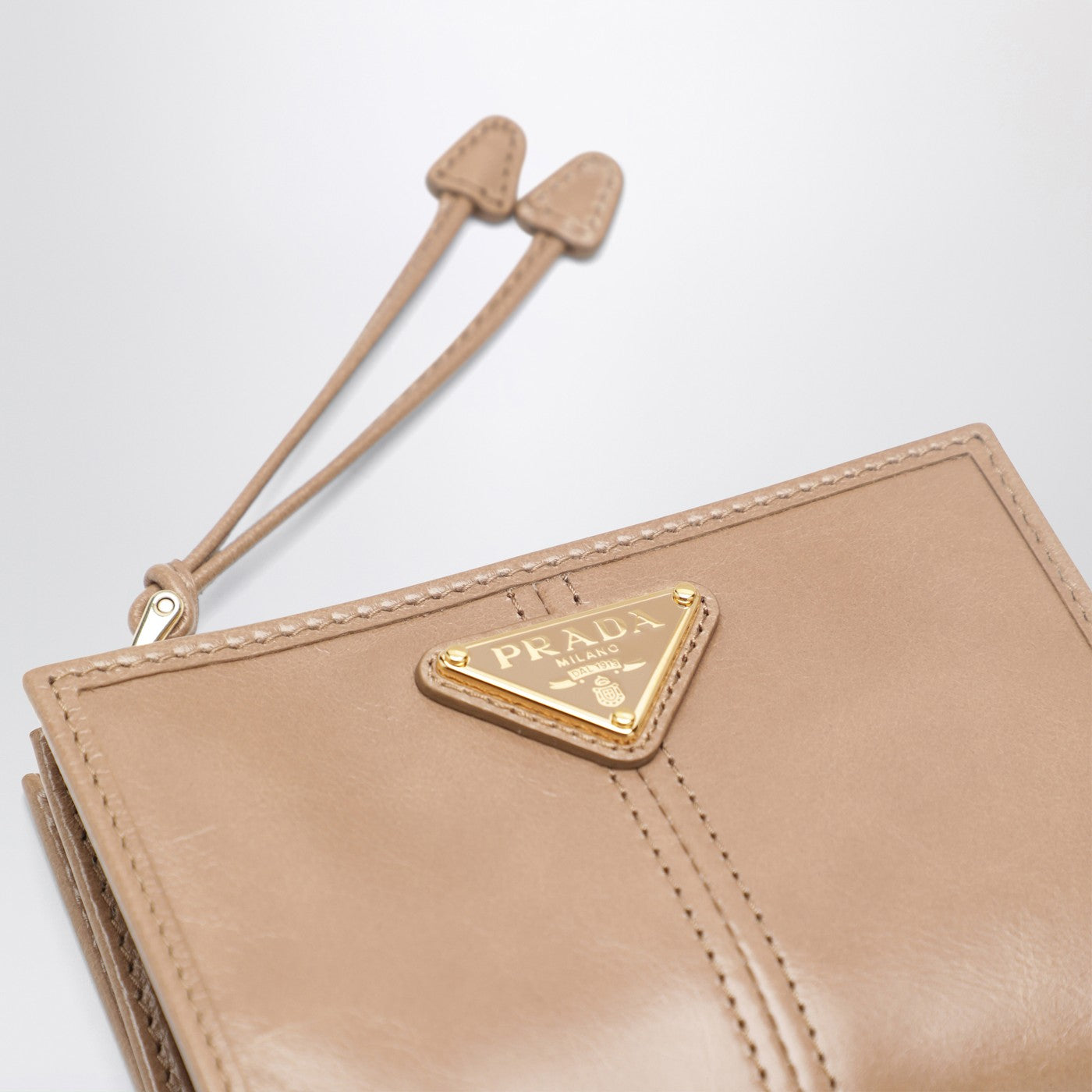 Small light pink leather wallet