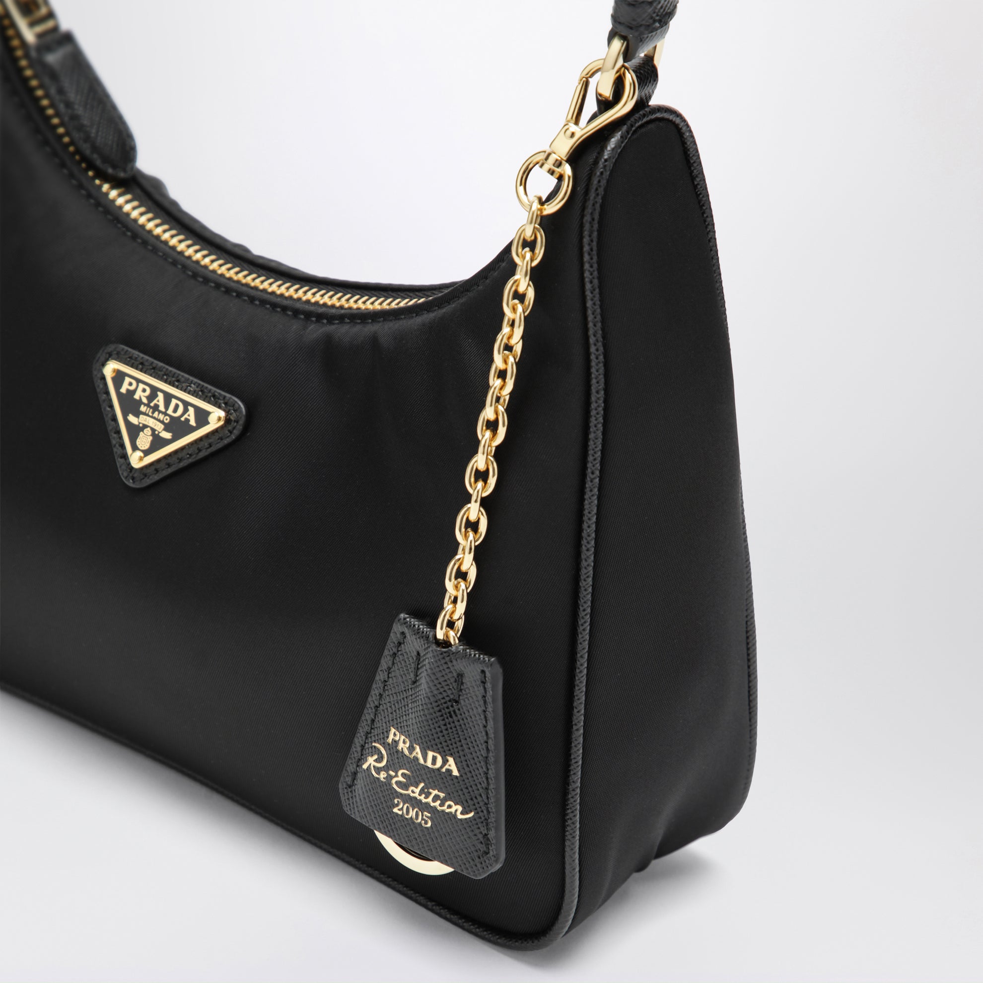 Sac Re-Edition 2005 en Re-Nylon et cuir Saffiano noir