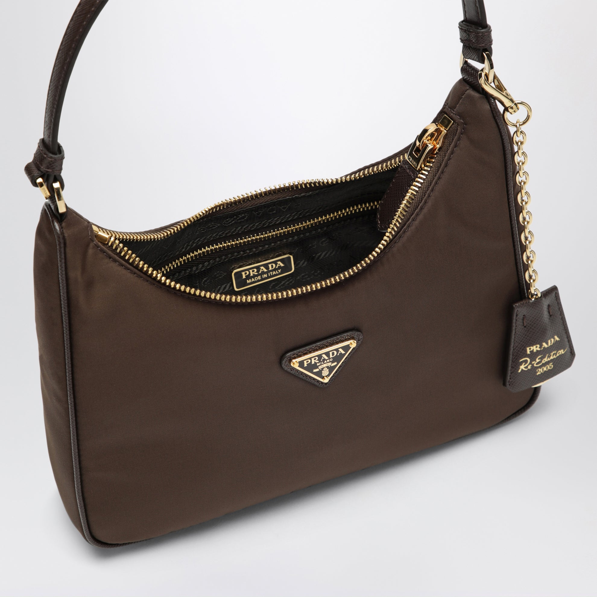 Borsa Re-Edition 2005 in Re-Nylon e Saffiano color bruciato
