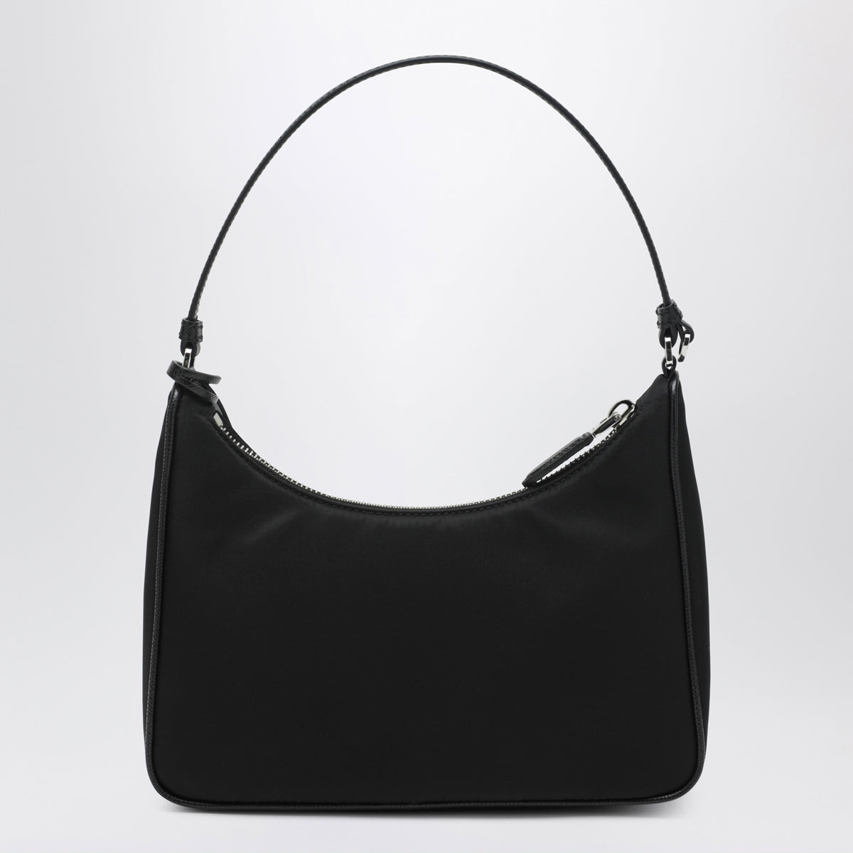 Re-Edition 2005 Tasche aus schwarzem Re-Nylon und Saffianoleder