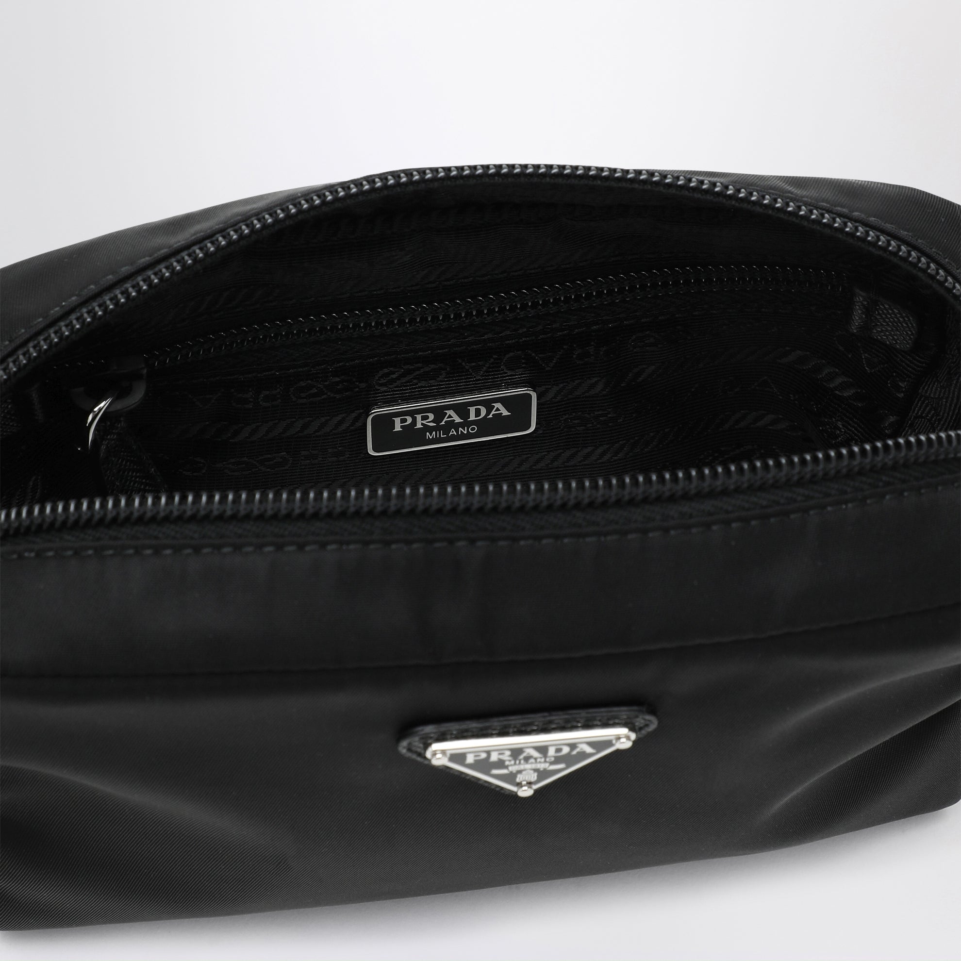 Barres de toit en nylon noir
