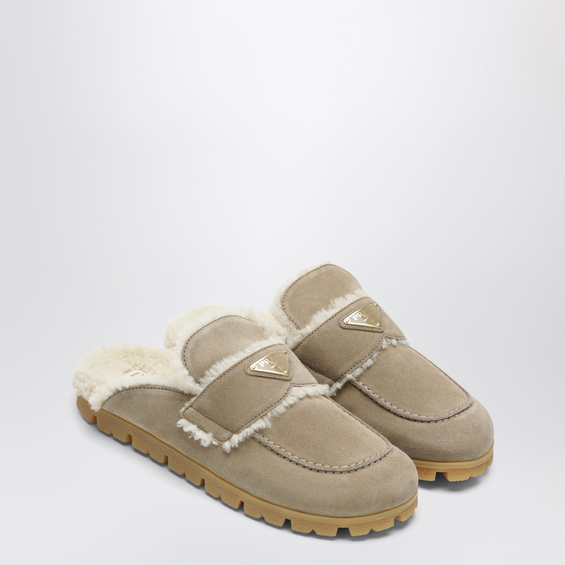 Sabot in pelle scamosciata e montone color deserto