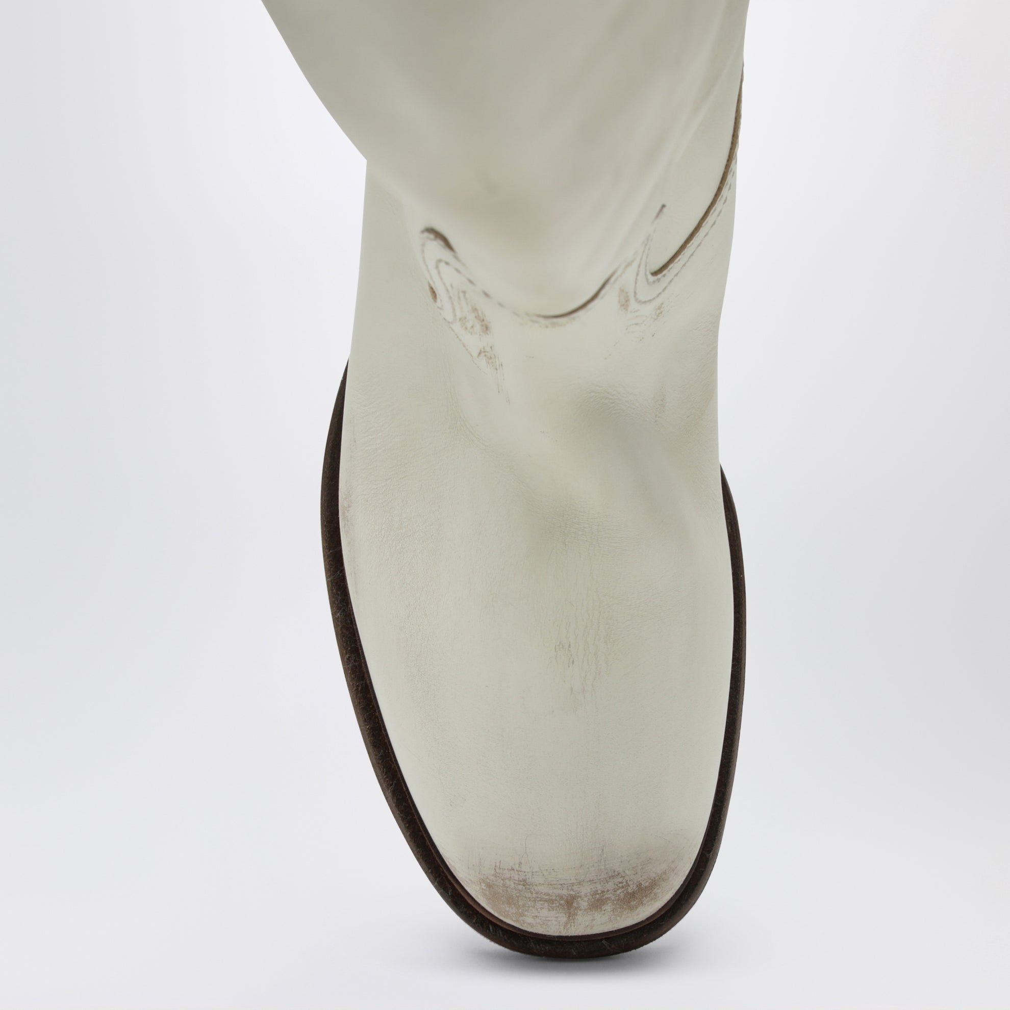Bottes couleur talc en cuir effet vieilli