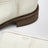 Bottes couleur talc en cuir effet vieilli