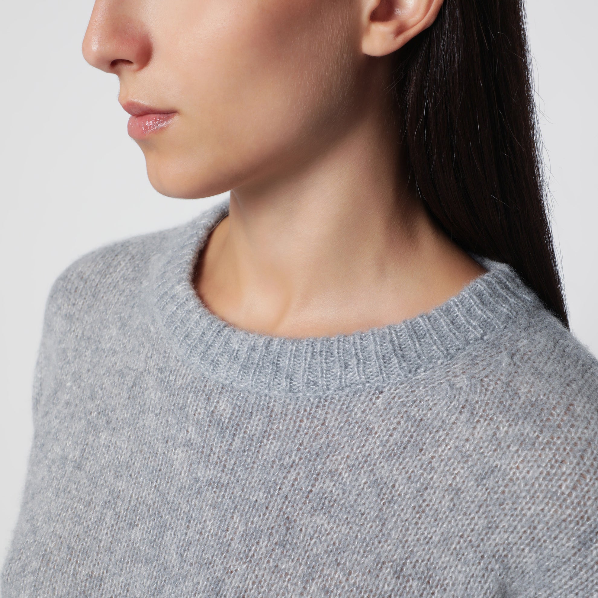 Lova Pullover aus Kaschmir und Seide in Grau