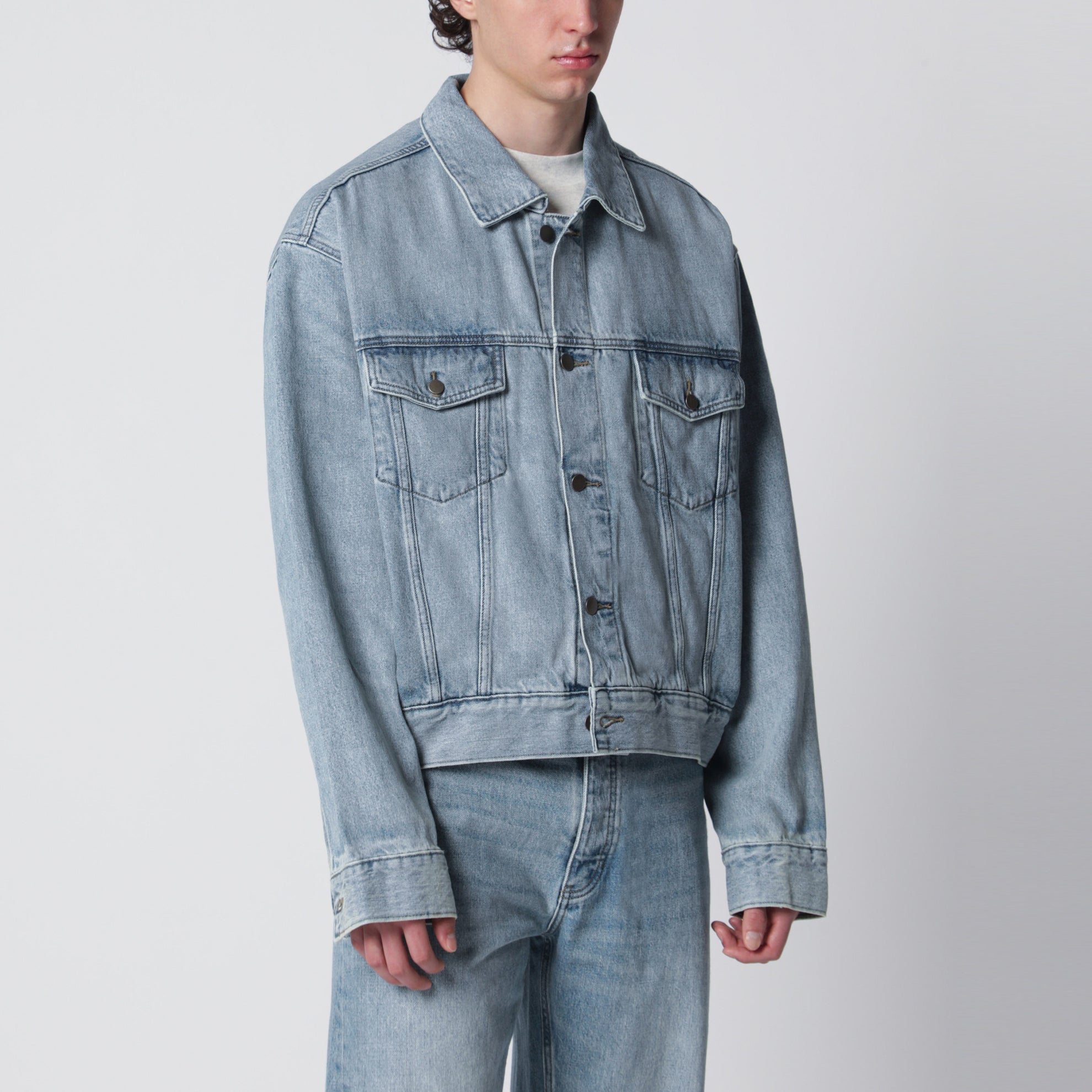 Veste en denim bleu clair effet vintage