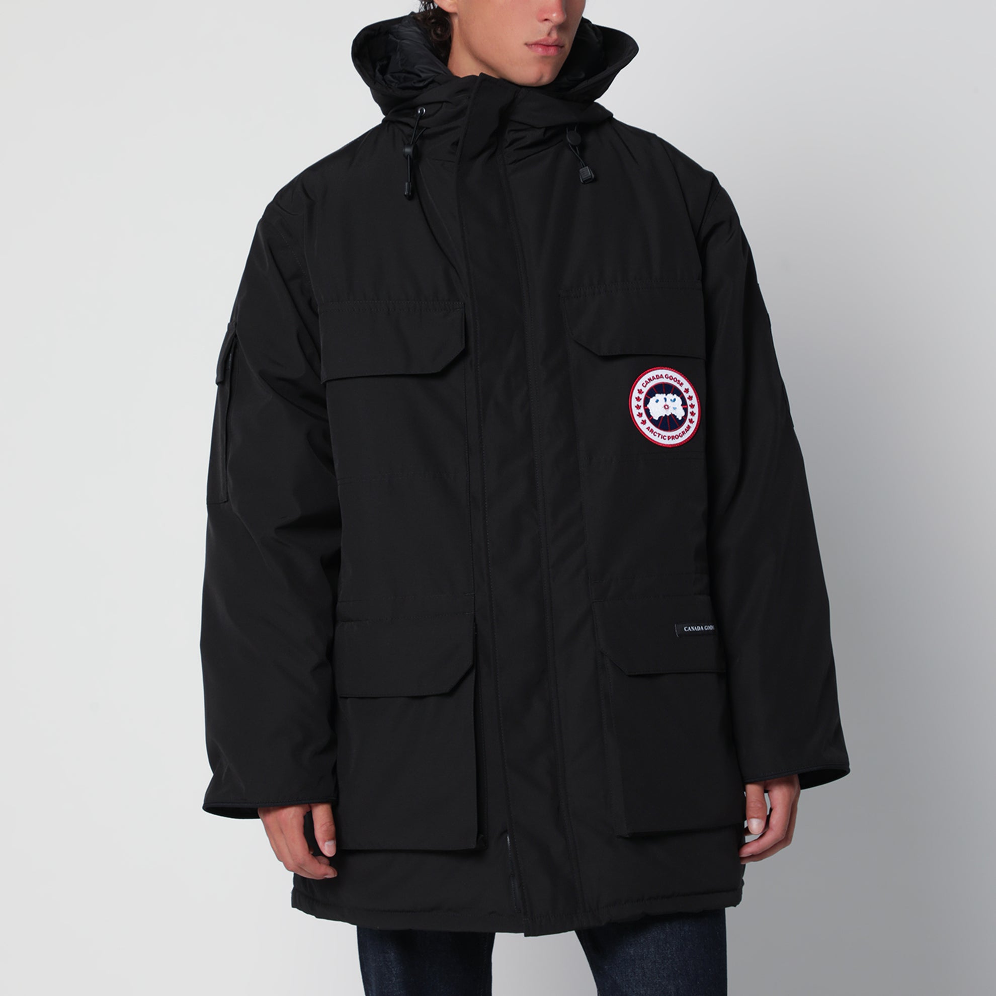 Expedition parka in black Arctic Tech