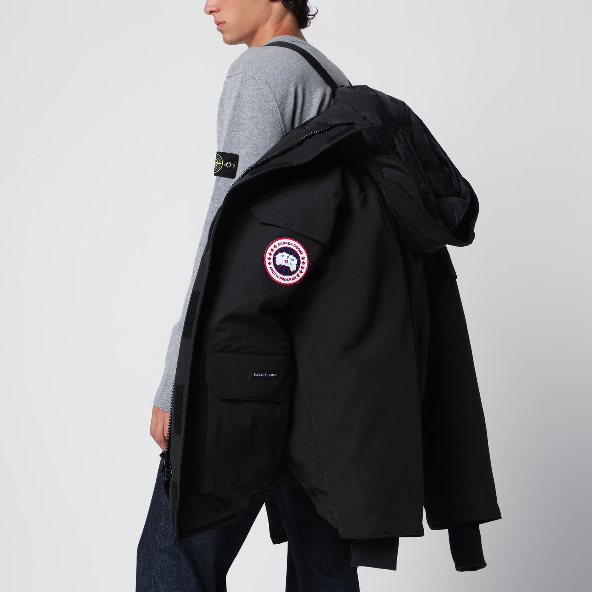 Expedition parka in black Arctic Tech