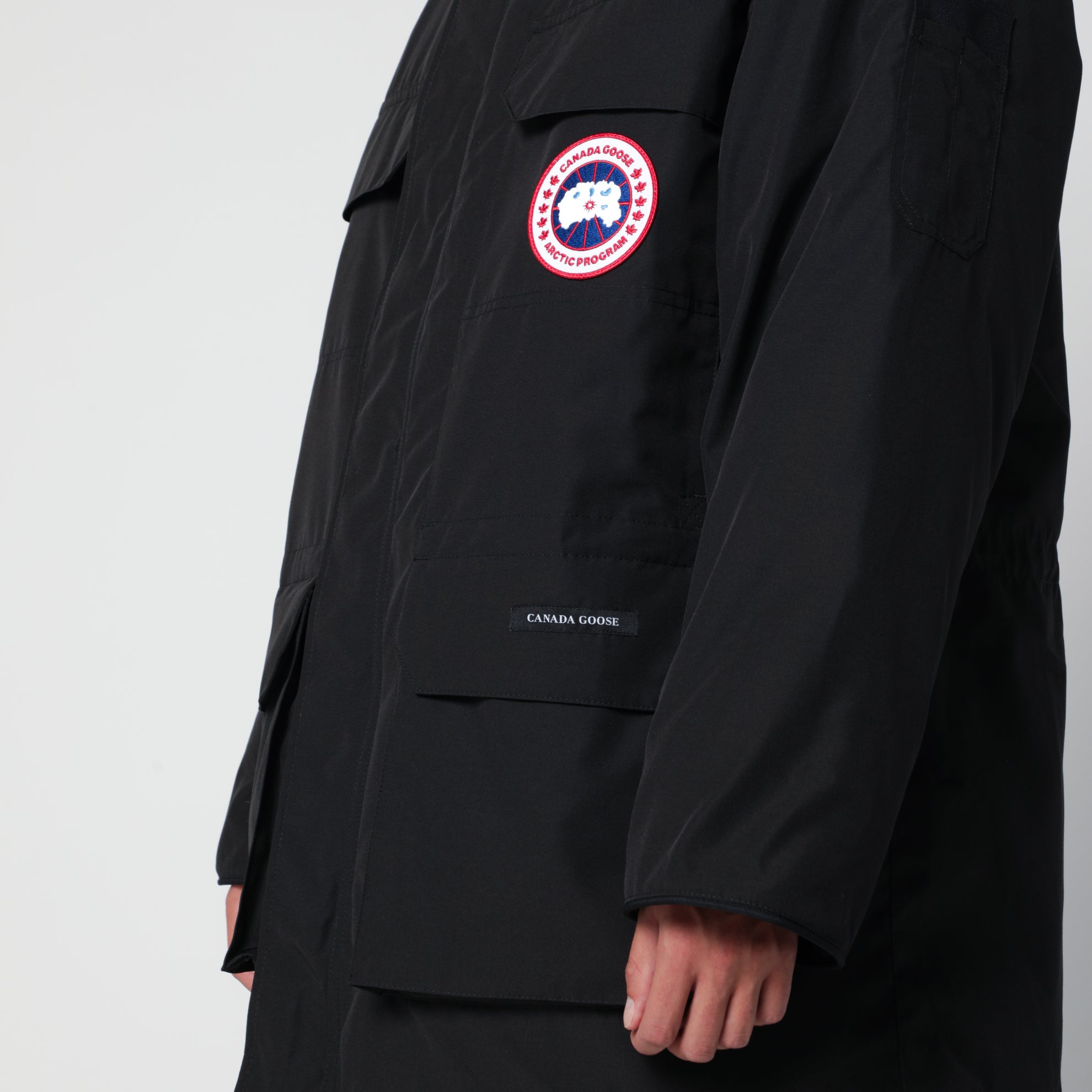 Expedition parka in black Arctic Tech
