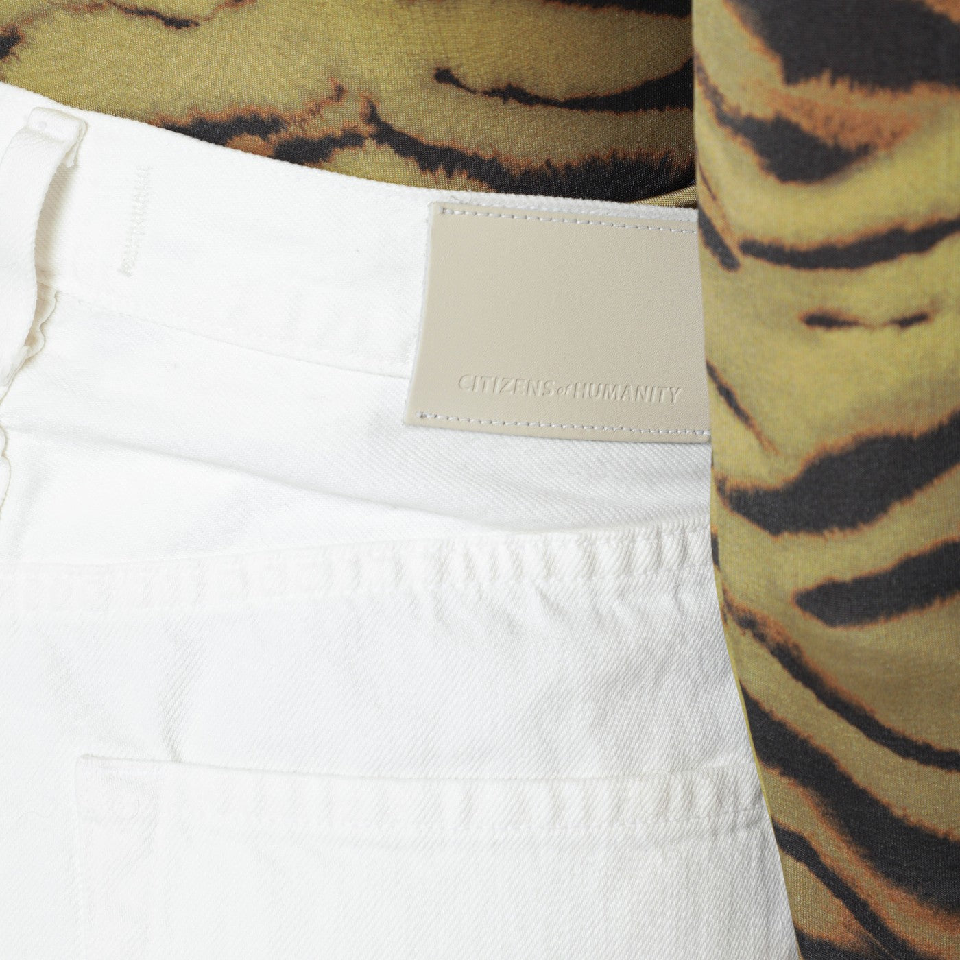 White Pashmina Ayla baggy jeans