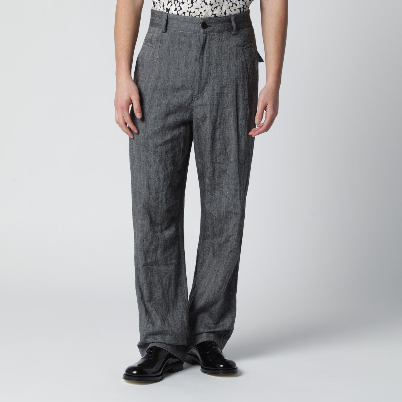 Pantalon noir à chevrons