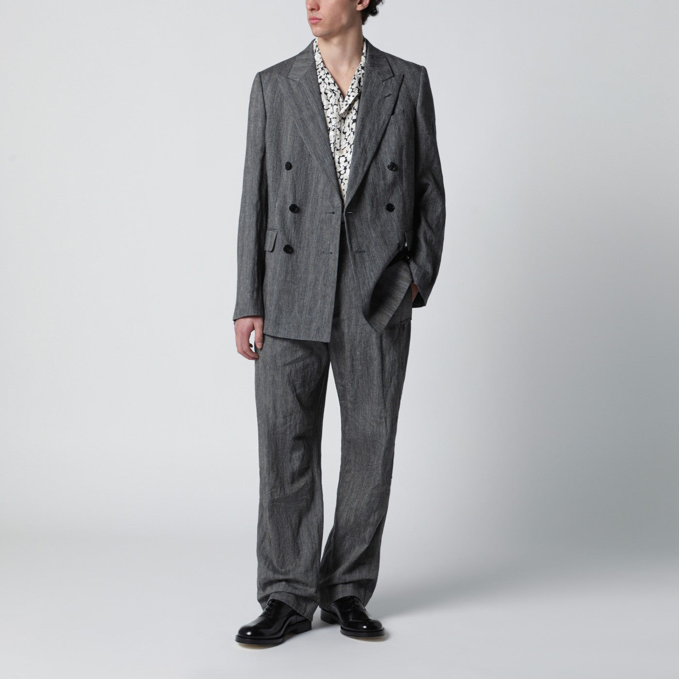 Pantalon noir à chevrons