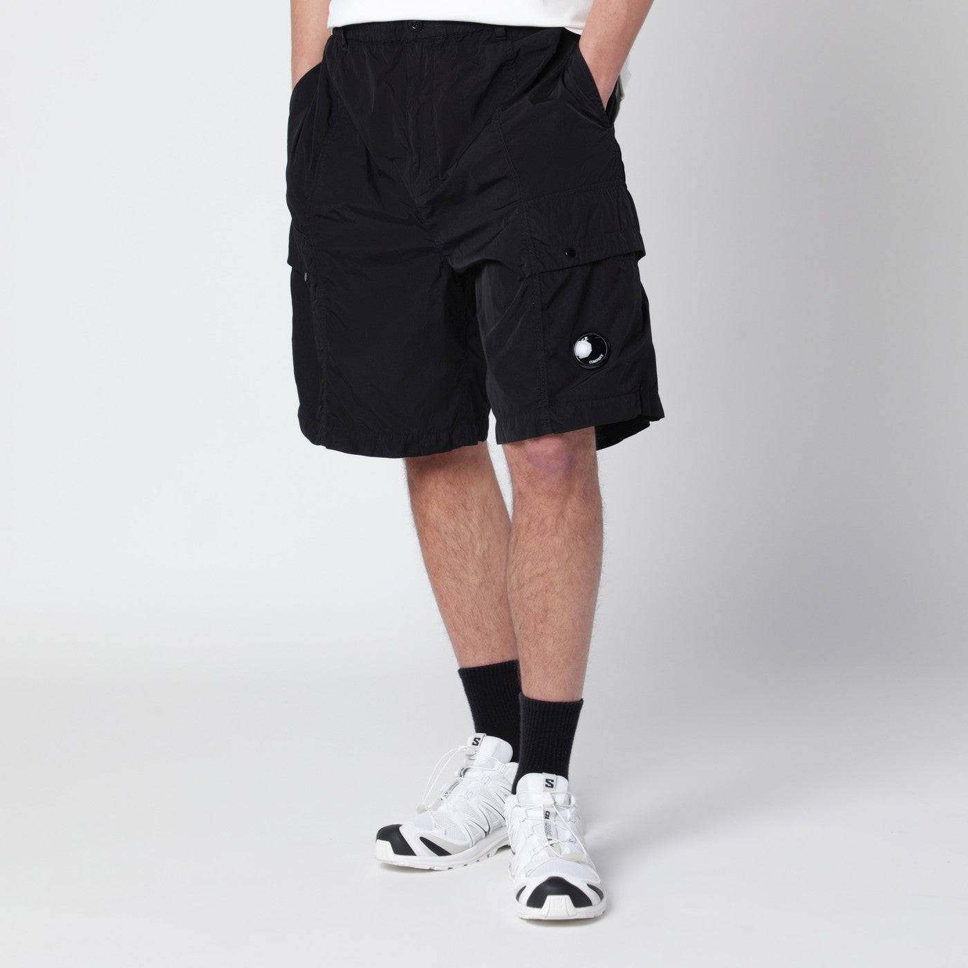 Bermuda cargo en tissu technique noir