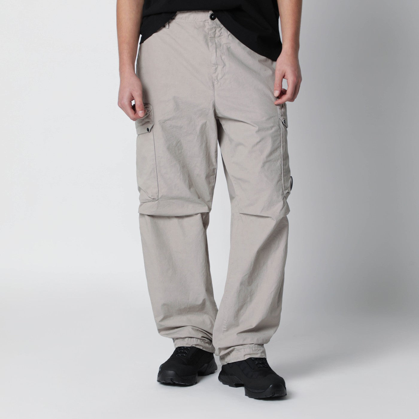 Pantalon cargo gris taupe en coton