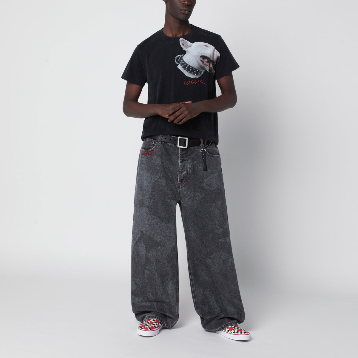 Faded black baggy jeans with vintage effect