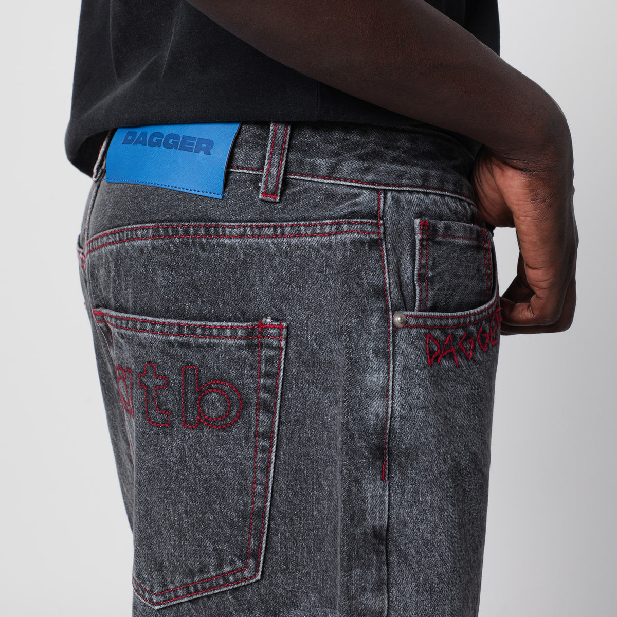 Faded black baggy jeans with vintage effect