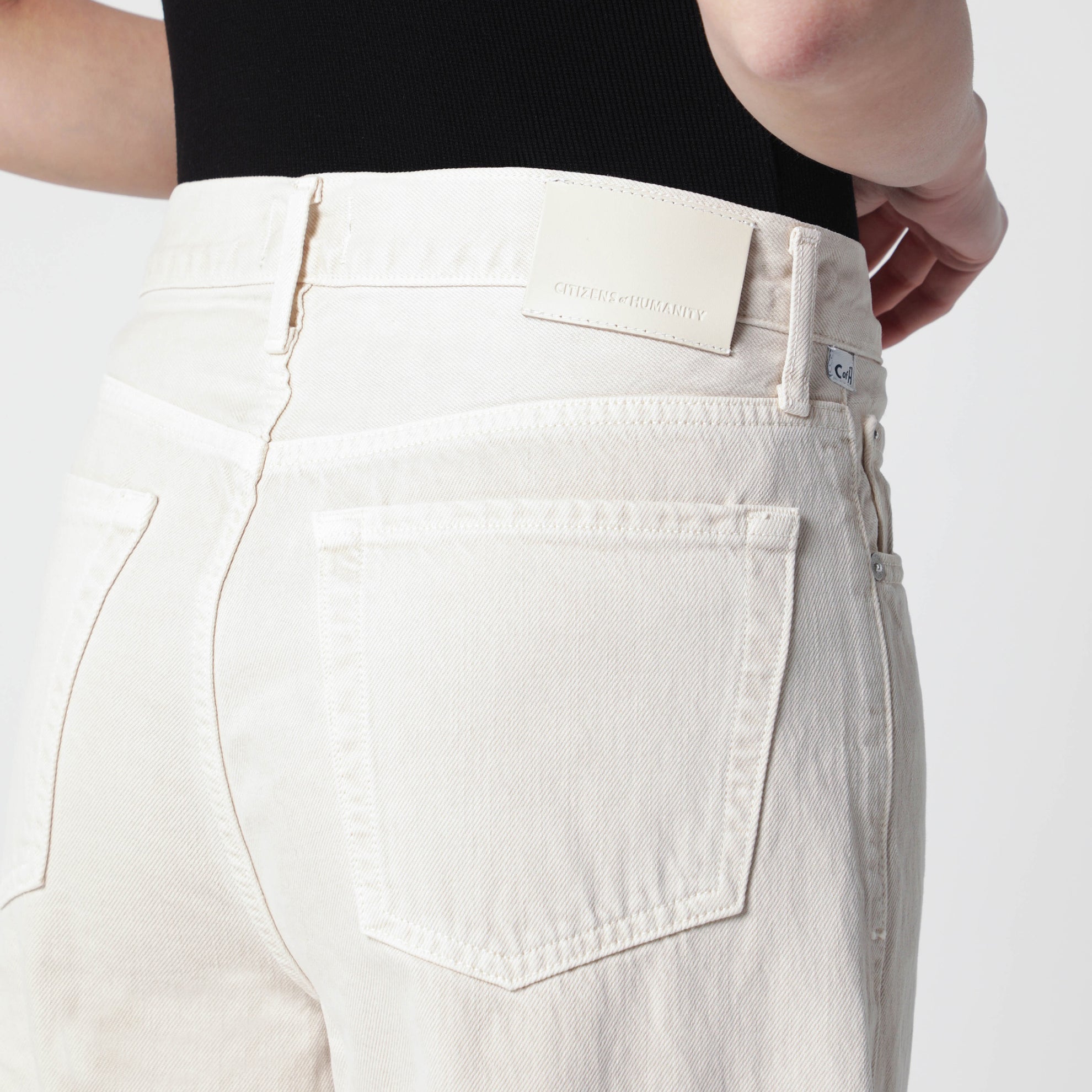Miro-Jeans mandelfarben
