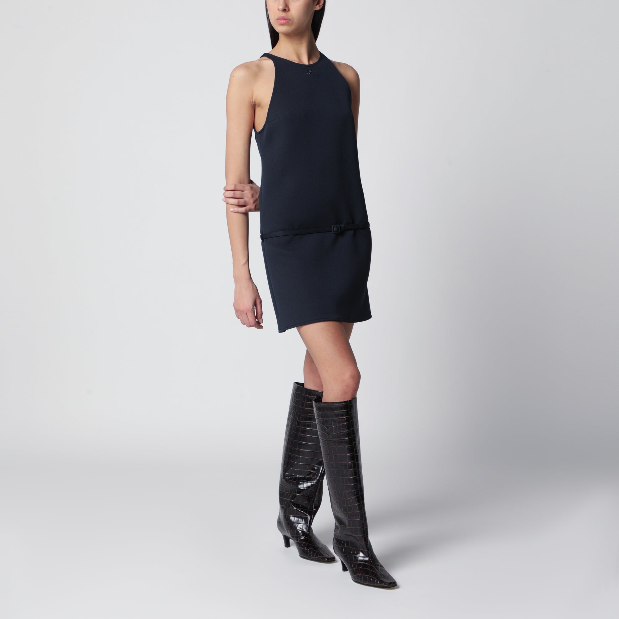 Mini-robe trapèze en sergé avec ceinture bleu marine