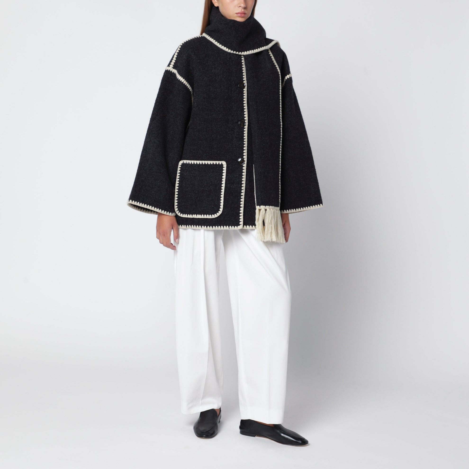 Veste gris foncé chiné avec écharpe