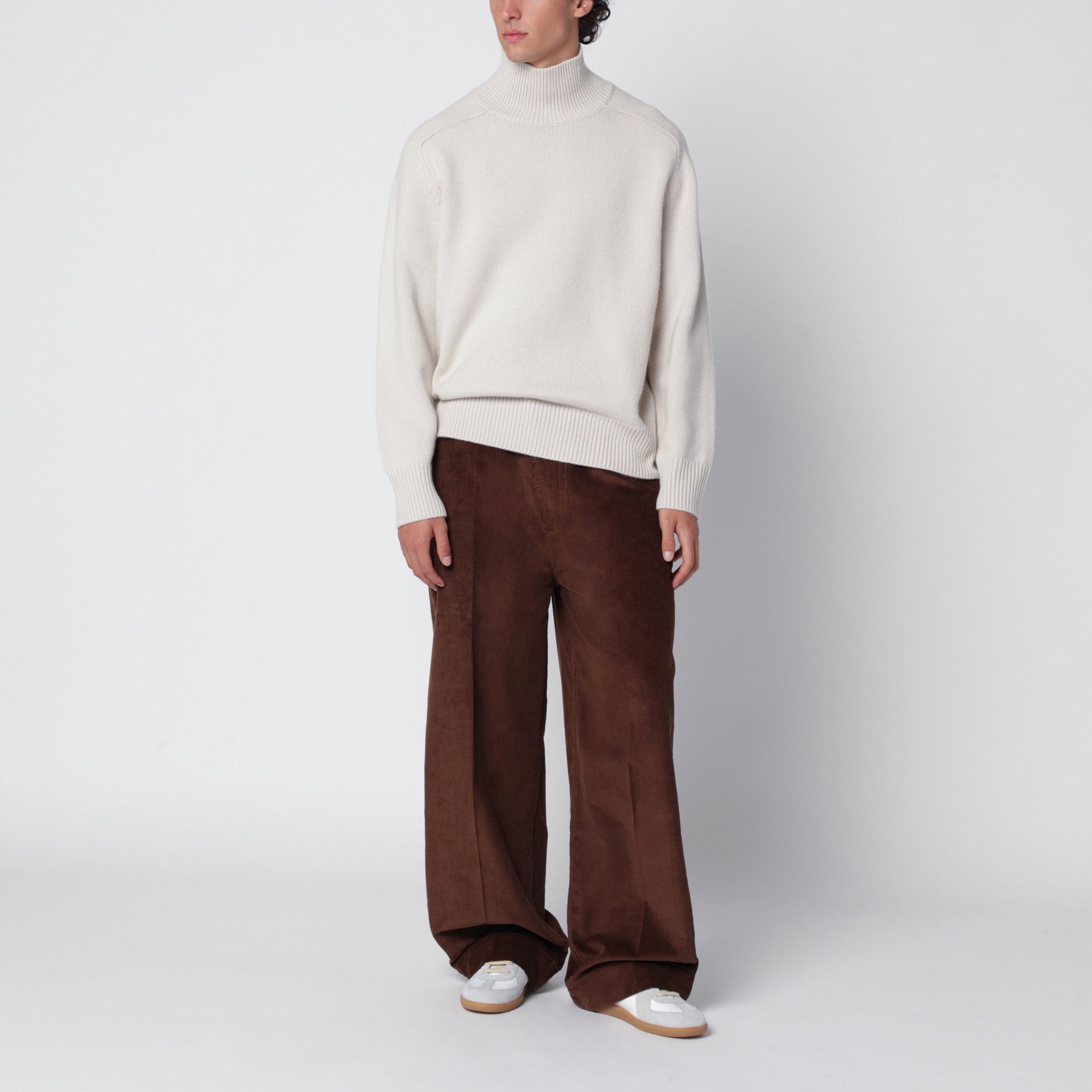 Pull col roulé en cachemire blanc