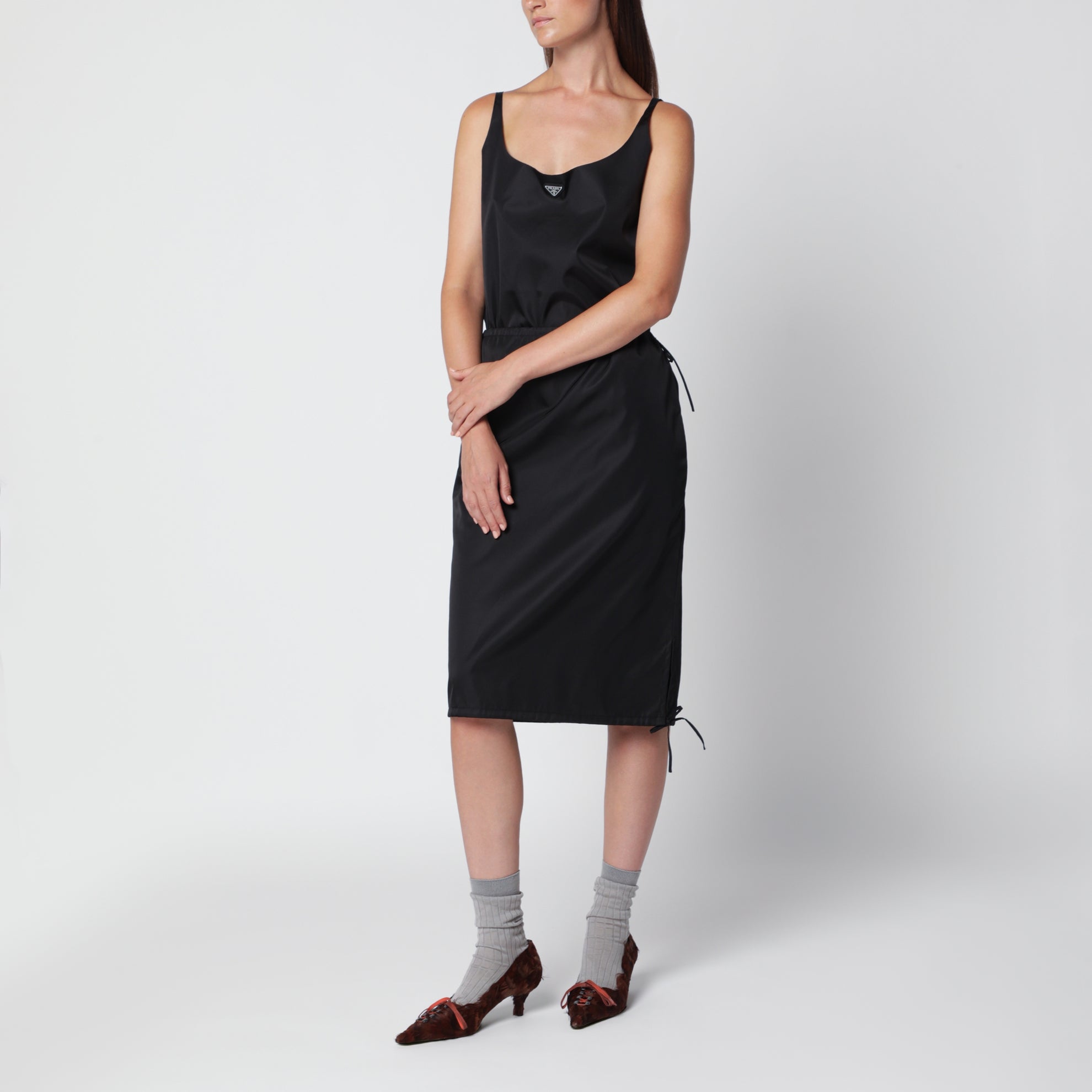 Top noir en Re-Nylon