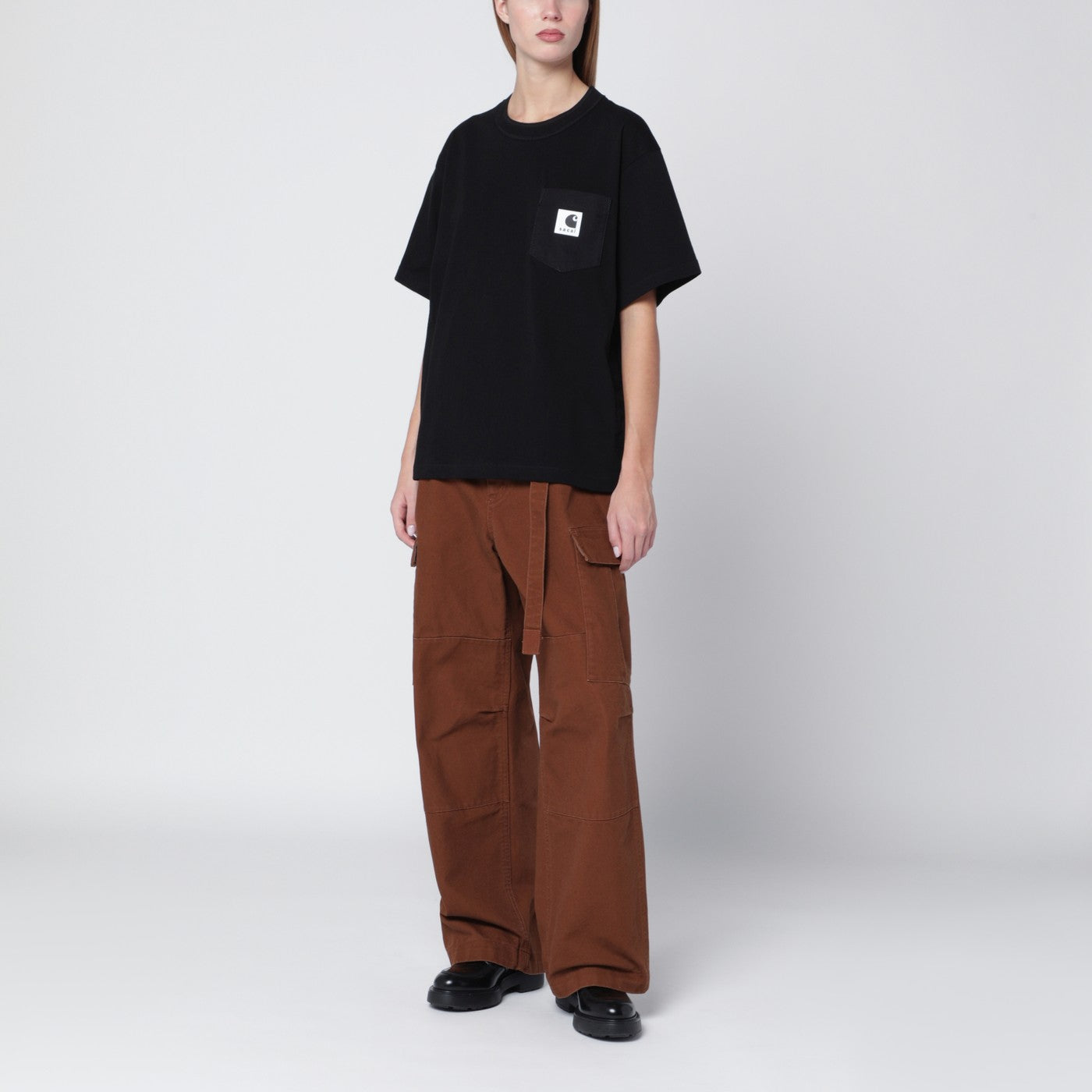 T-shirt en coton noir avec patch logo