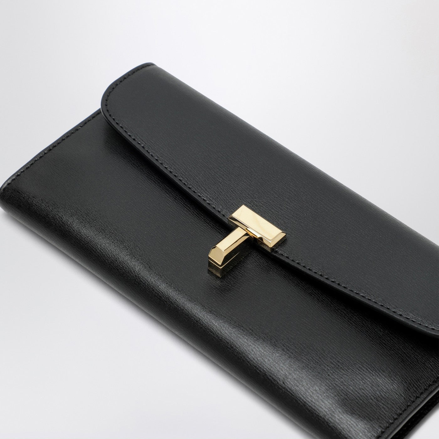 Portafoglio T-lock in pelle liscia nero