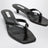 Infradito con tacco effetto coccodrillo marrone scuro