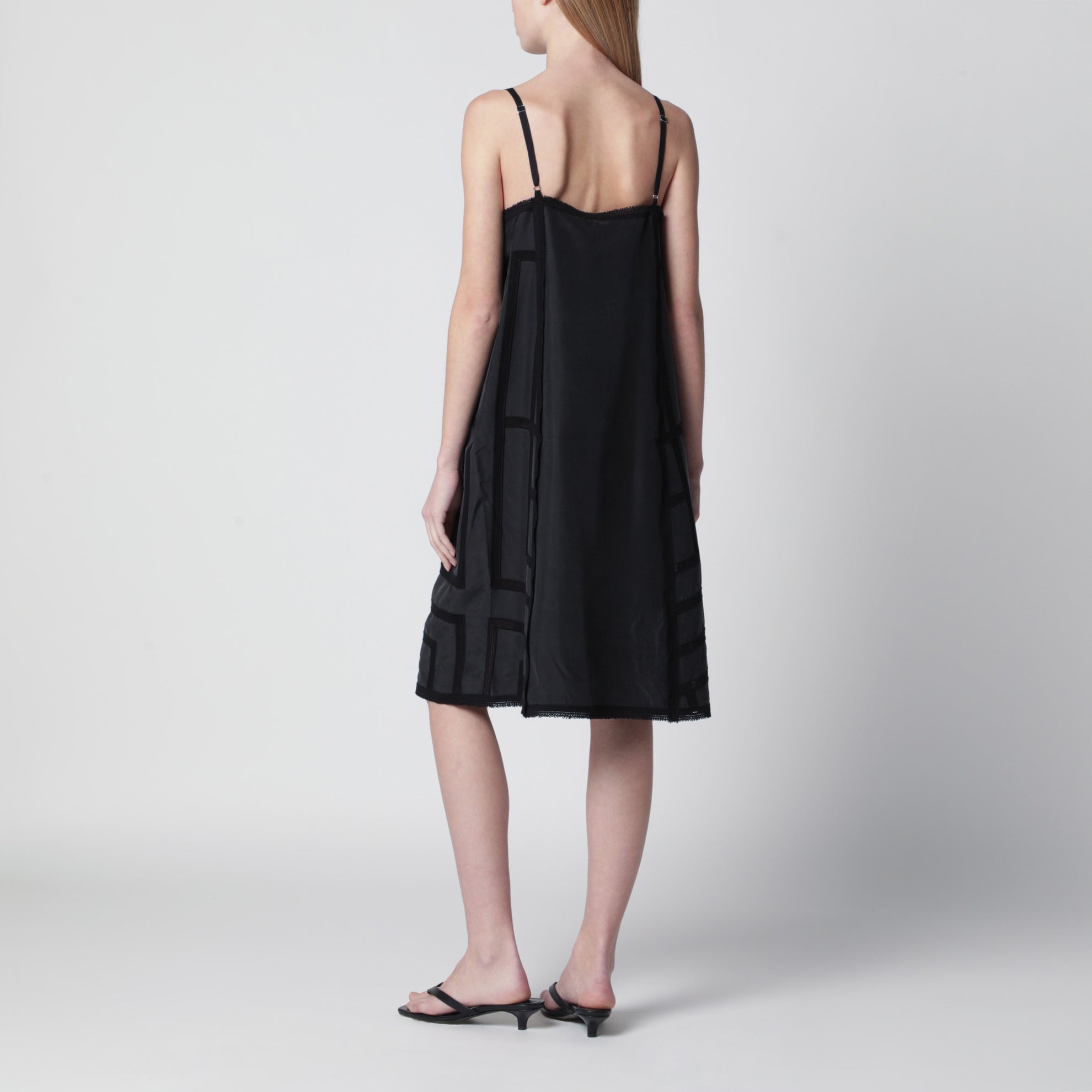 Monogram-Kleid aus Seide in Schwarz