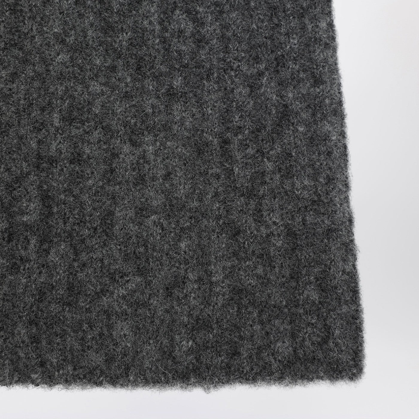 Berretto antracite in cashmere a coste