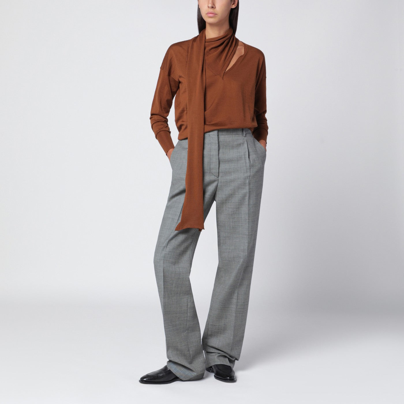 Hazelnut-coloured sweater with scarf