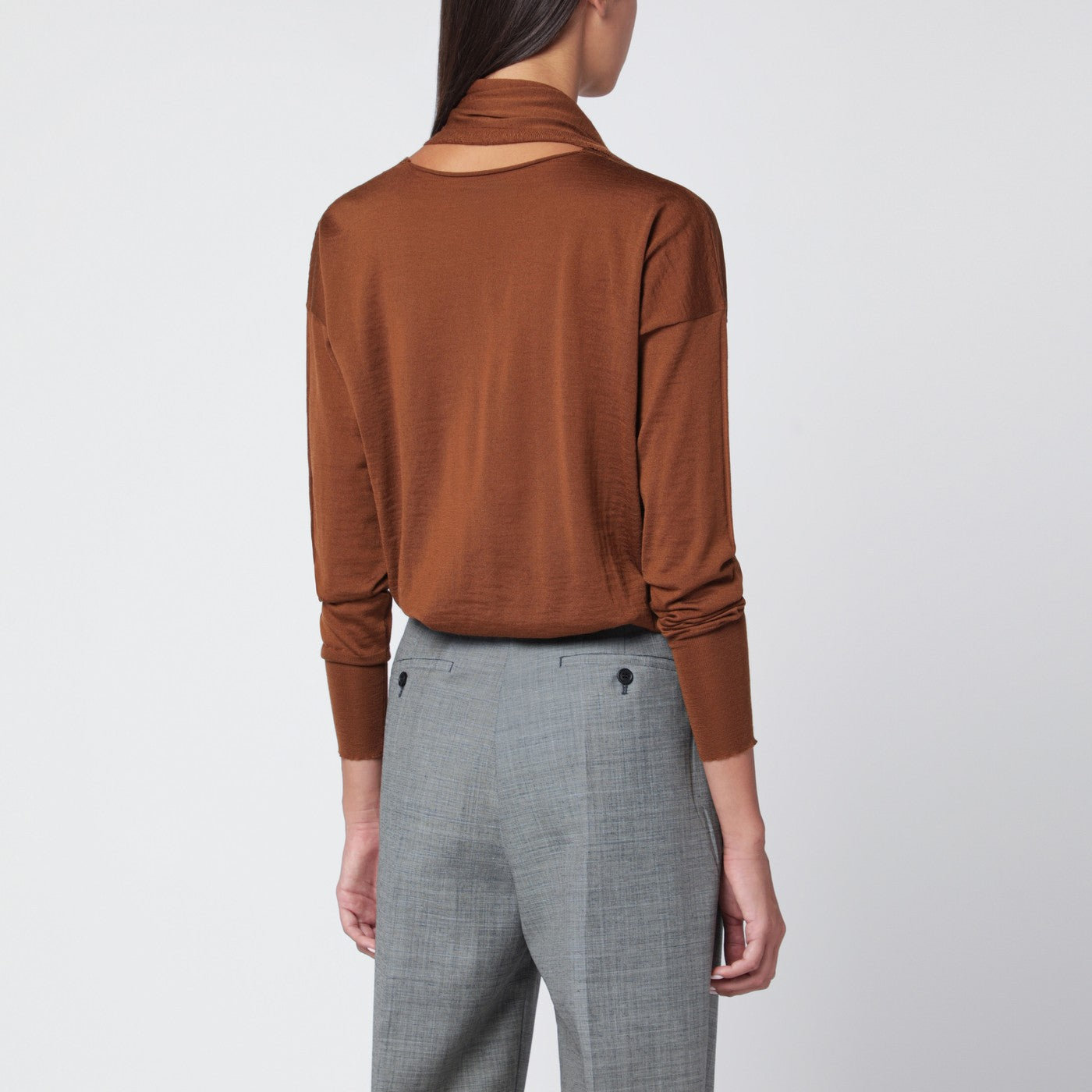 Hazelnut-coloured sweater with scarf