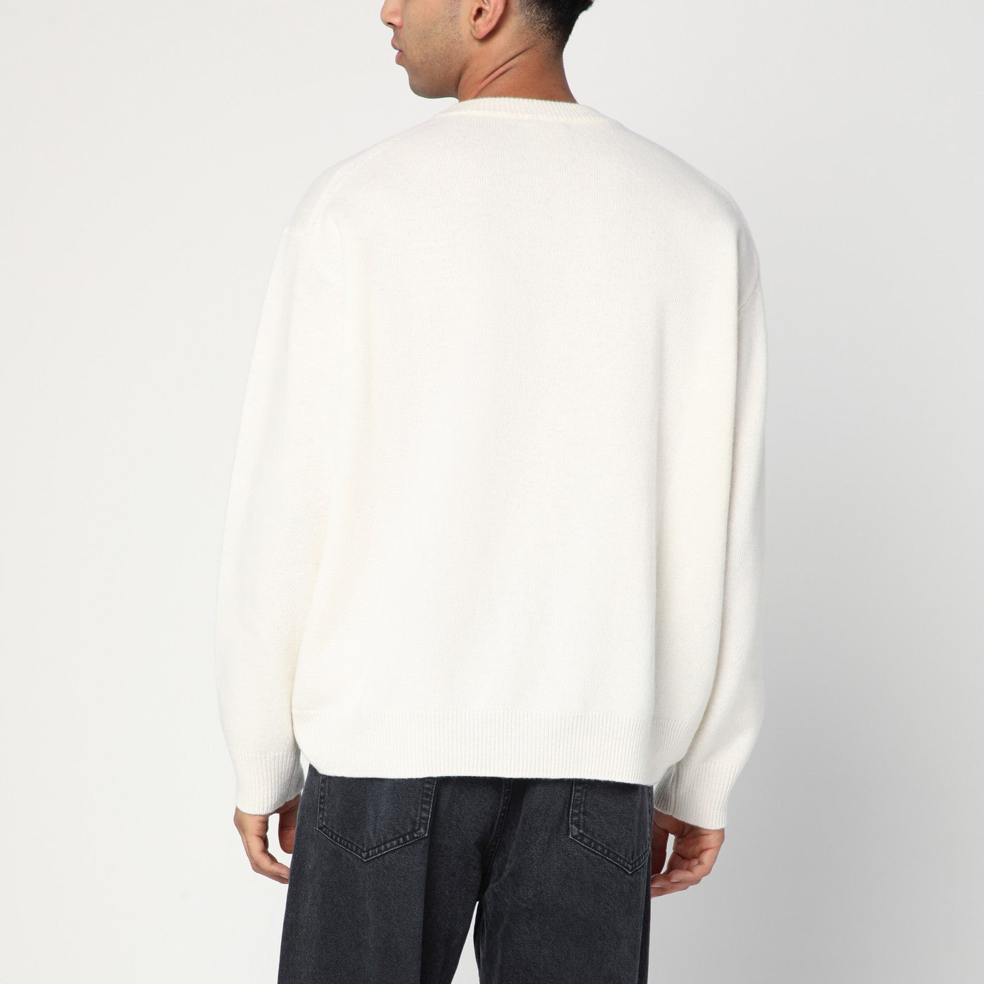 White sweater in wool and cashmere