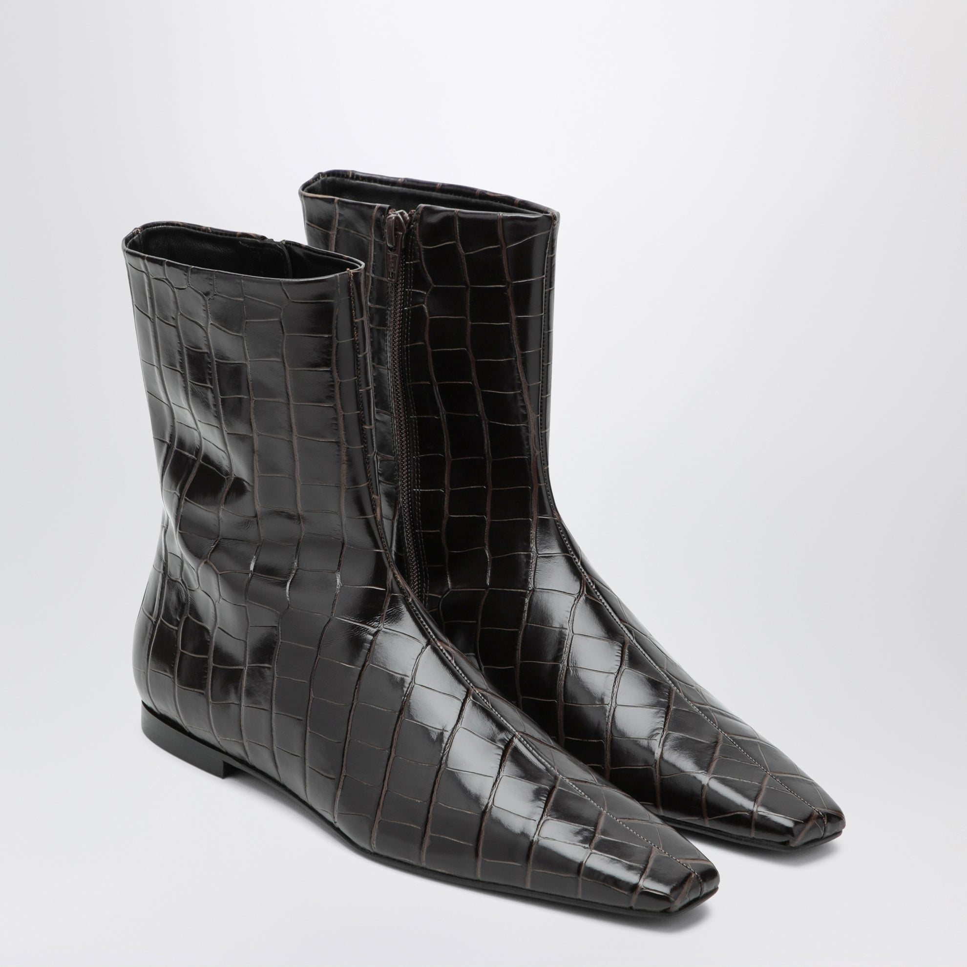 Bottines Chelsea zippées en cuir effet crocodile marron