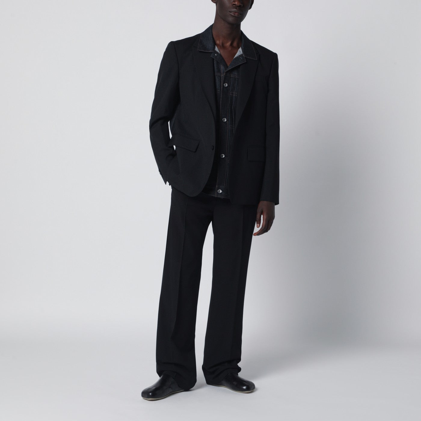 Black single-breasted jacket with denim insert