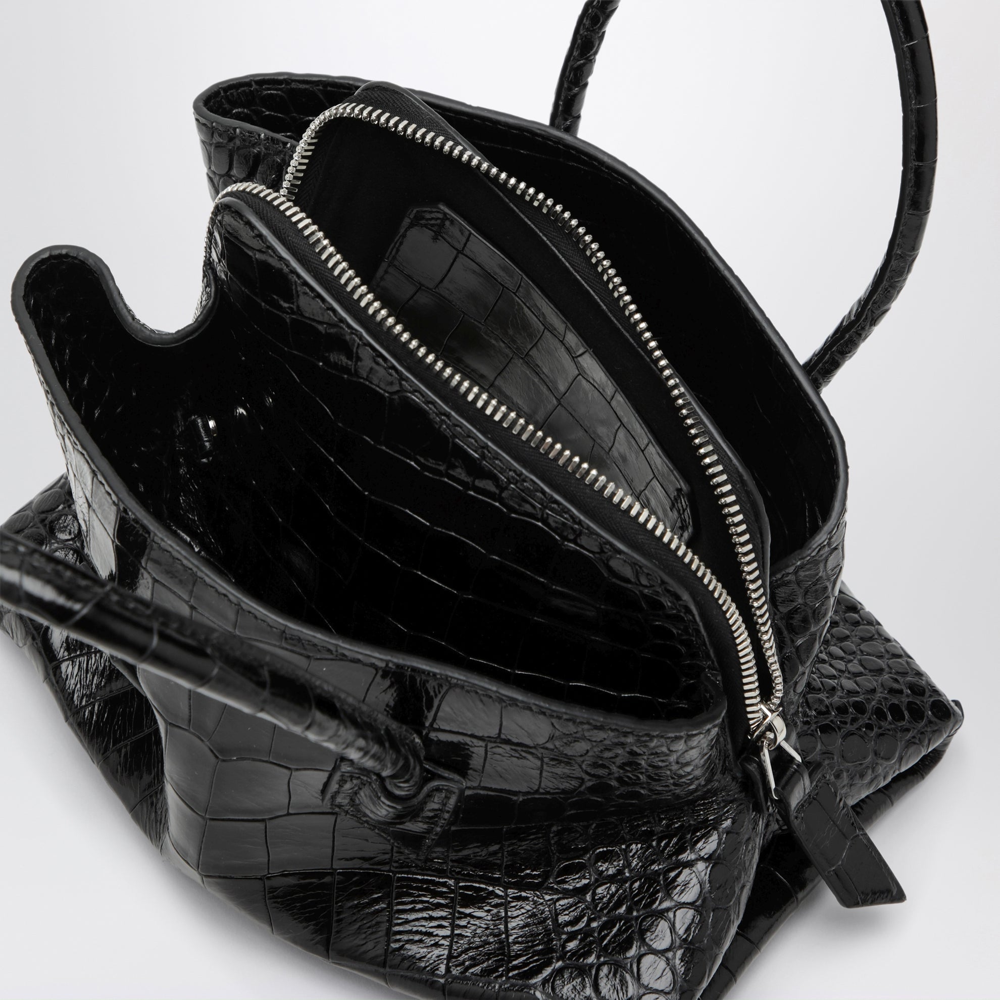 La Passeggiata Mini Tasche in Schwarz aus Leder mit Krokoprägung