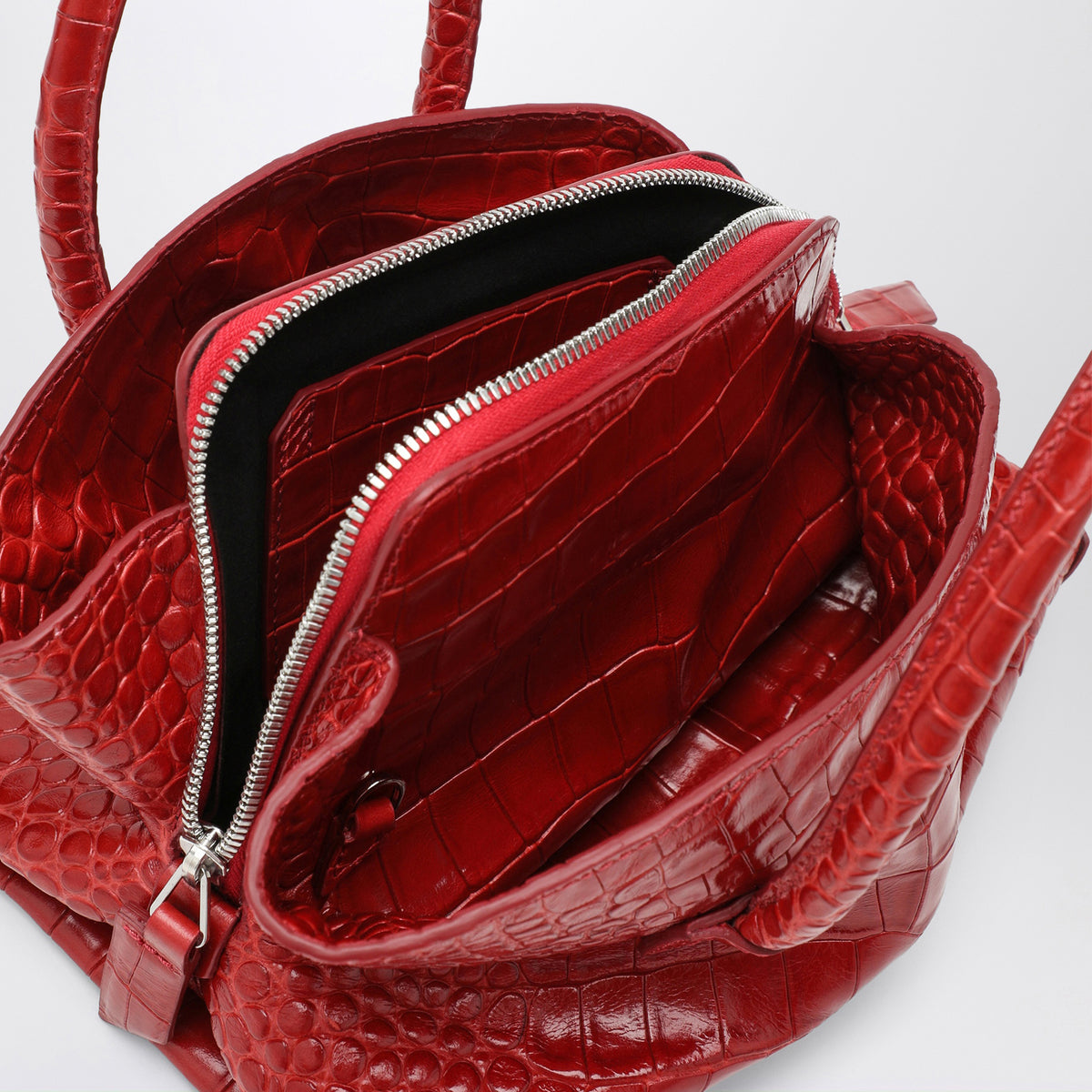 La Passeggiata Mini Tasche aus rotem Leder mit Krokoprägung